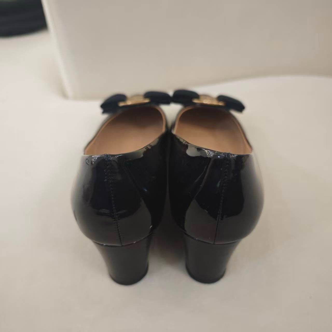 Salvatore Ferragamo Ferragamo Classic Bow High Heels Size US 8 / IT 38 - 2 Thumbnail