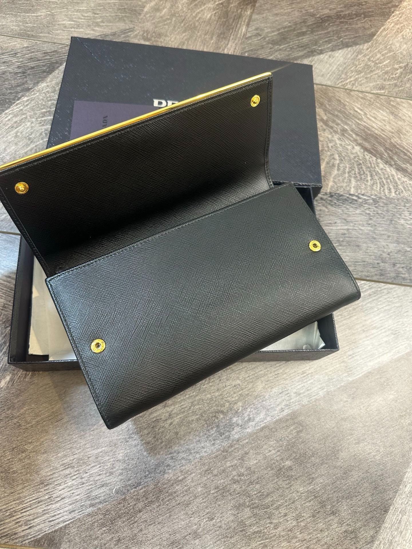 Prada Prada Long Snap Wallet Clutch Black Cross-Grain Size ONE SIZE - 3 Thumbnail