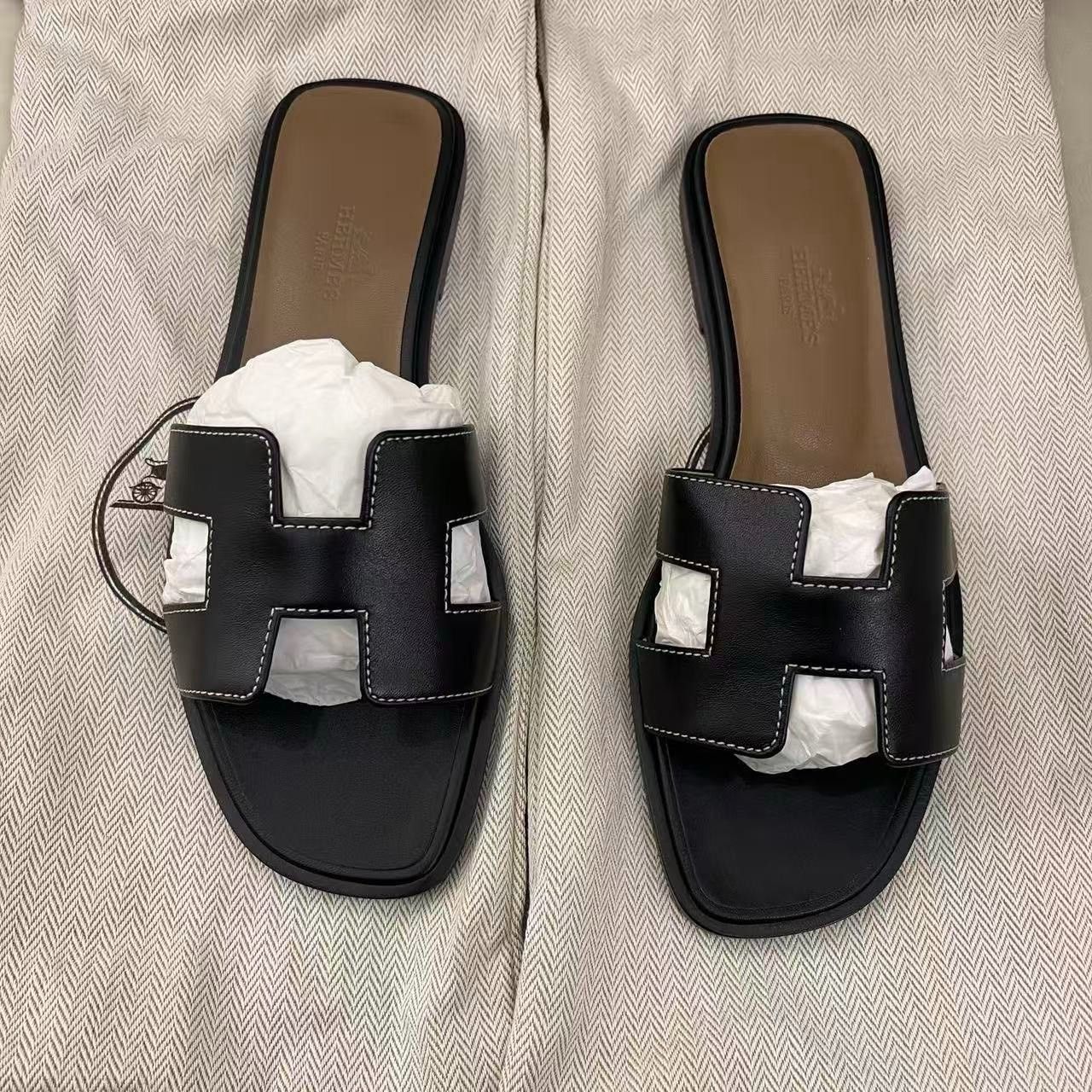 Hermes Hermes Classic H Slippers Size 35.5 Size US 4.5 / IT 34.5 - 2 Thumbnail