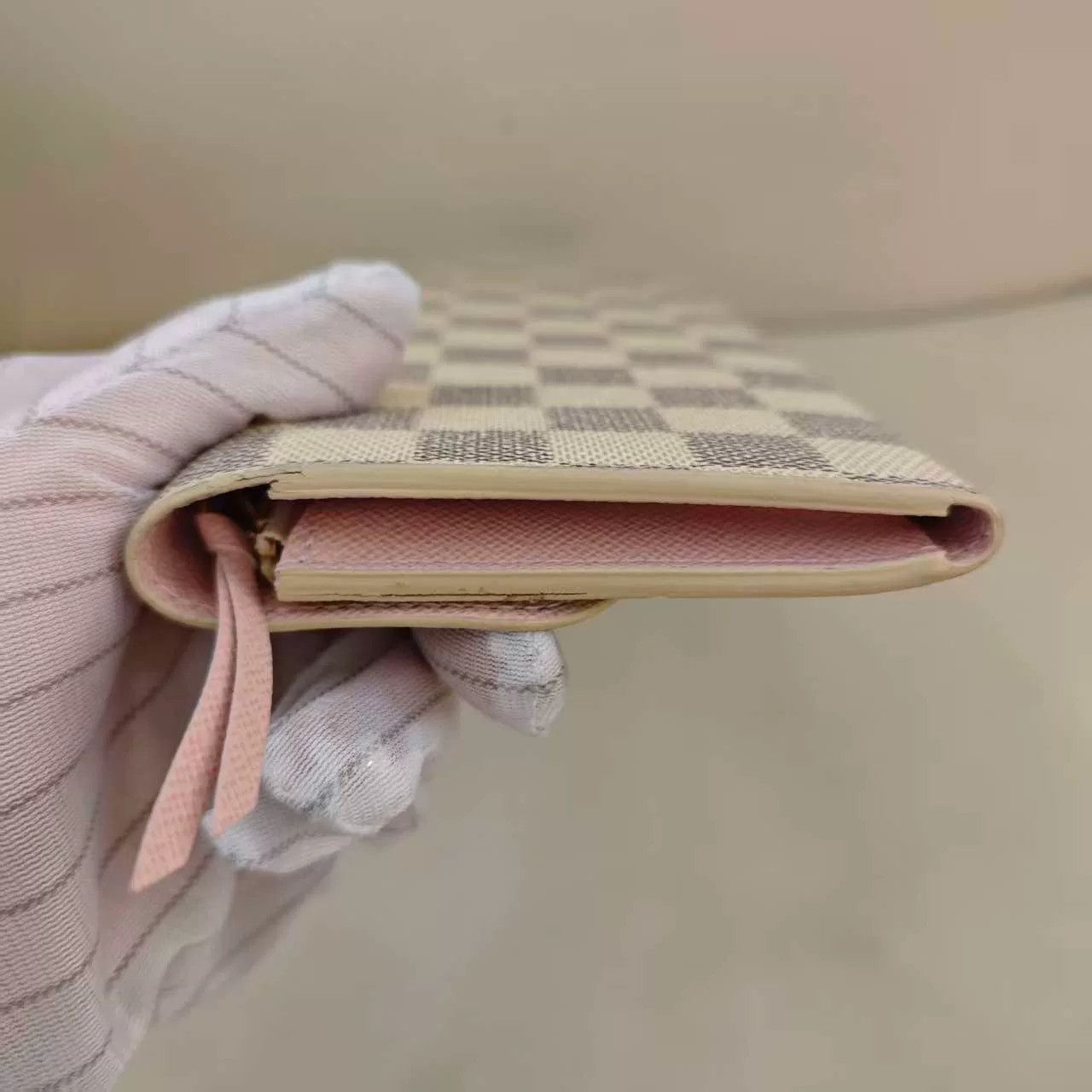 Louis Vuitton Louis Vuitton White Checker Long Wallet Size ONE SIZE - 3 Thumbnail