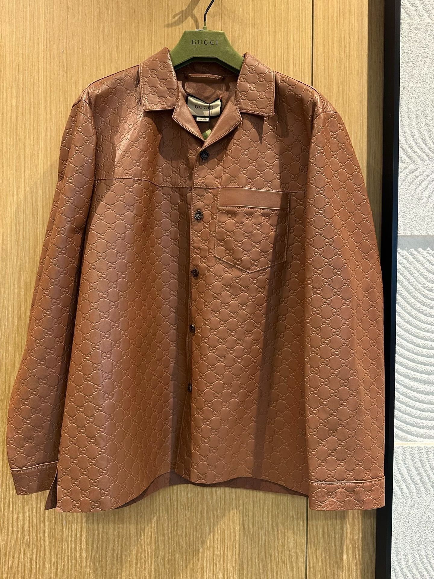 Gucci Gucci Brown Single-Breasted Logo Embossed Leather Jacket Size US S / EU 44-46 / 1 - 4 Thumbnail