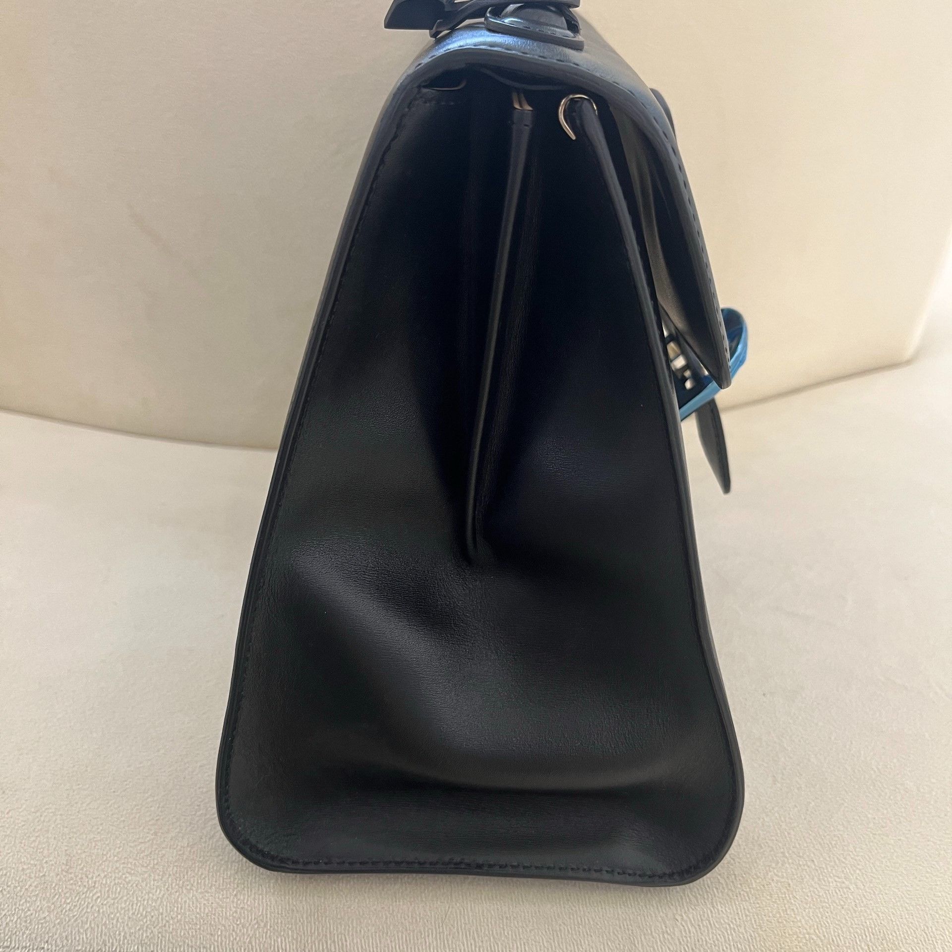 Louis Vuitton LV Petite Malle Limited Edition Size ONE SIZE - 3 Thumbnail