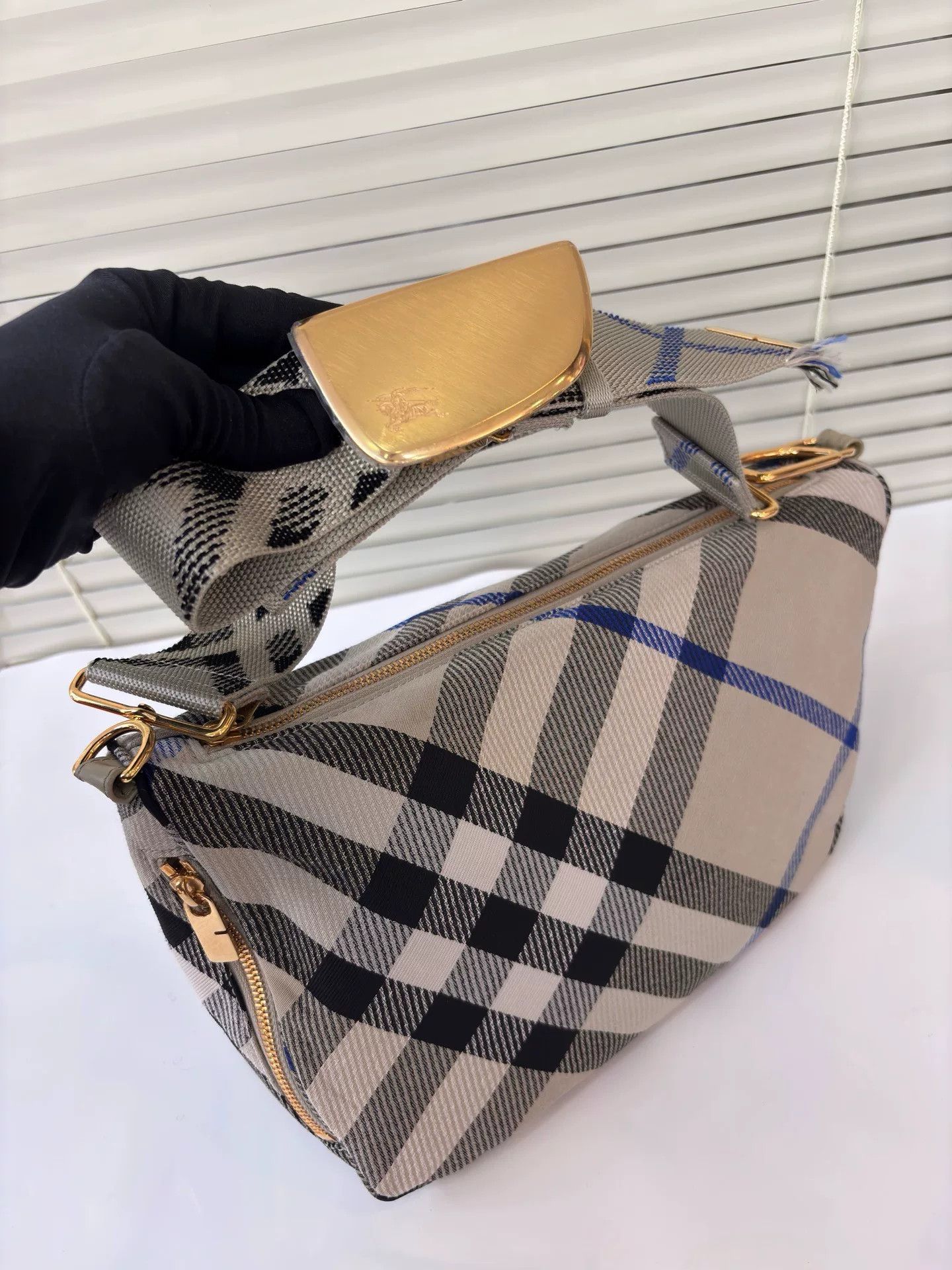 Burberry Burberry Canvas Check Crossbody Bag Size ONE SIZE - 6 Thumbnail