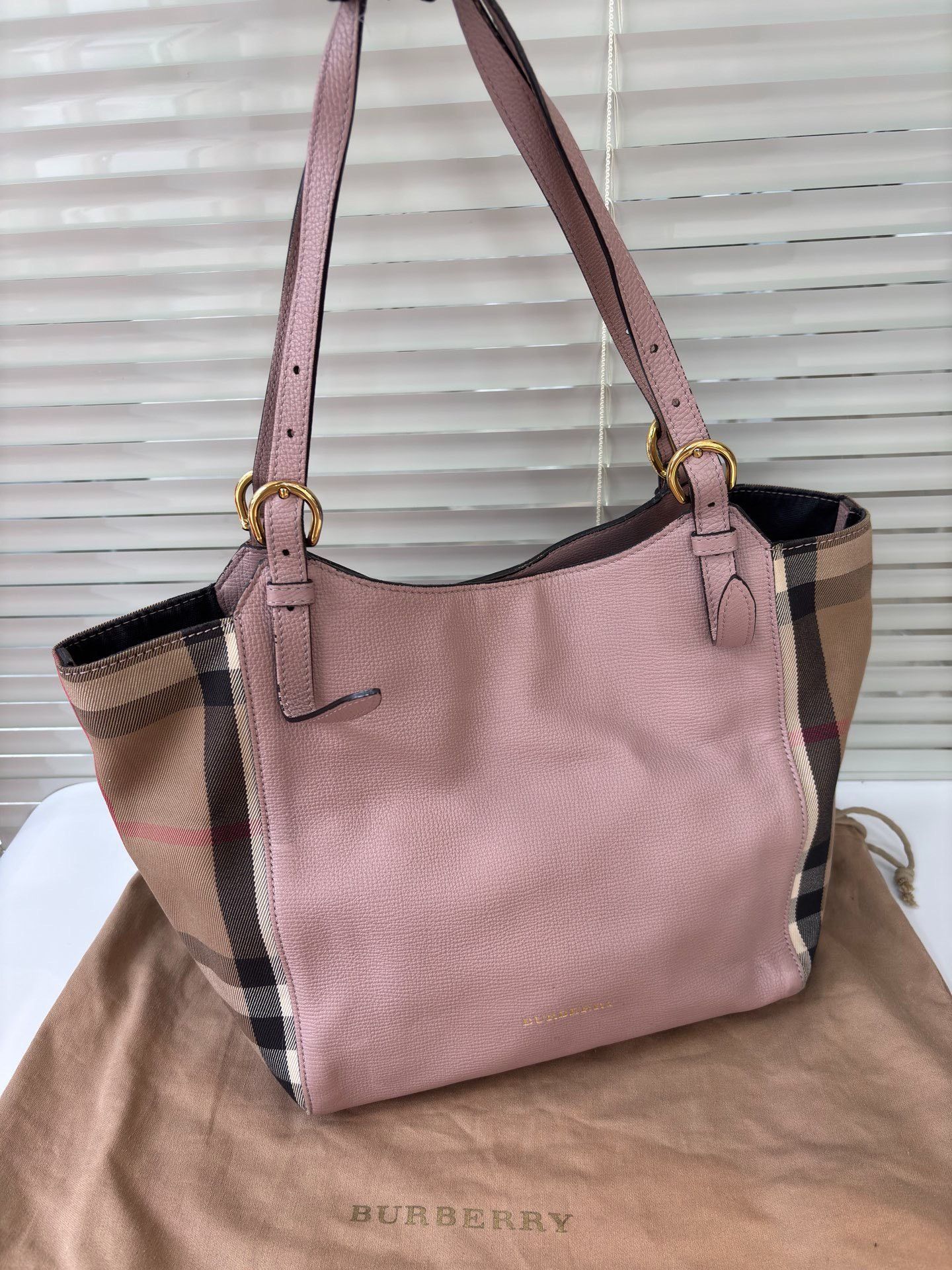 Burberry Burberry Pink Plaid Tote Bag Size ONE SIZE - 2 Thumbnail