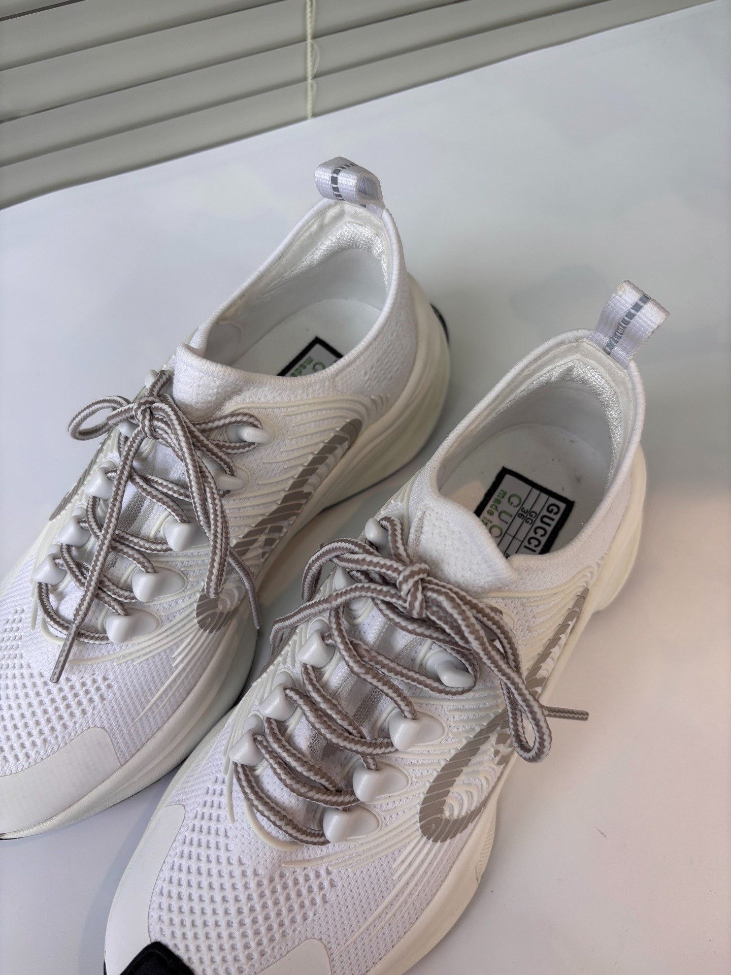 Gucci Gucci Run Series Fabric Running Shoes Size US 5 / IT 35 - 8 Thumbnail