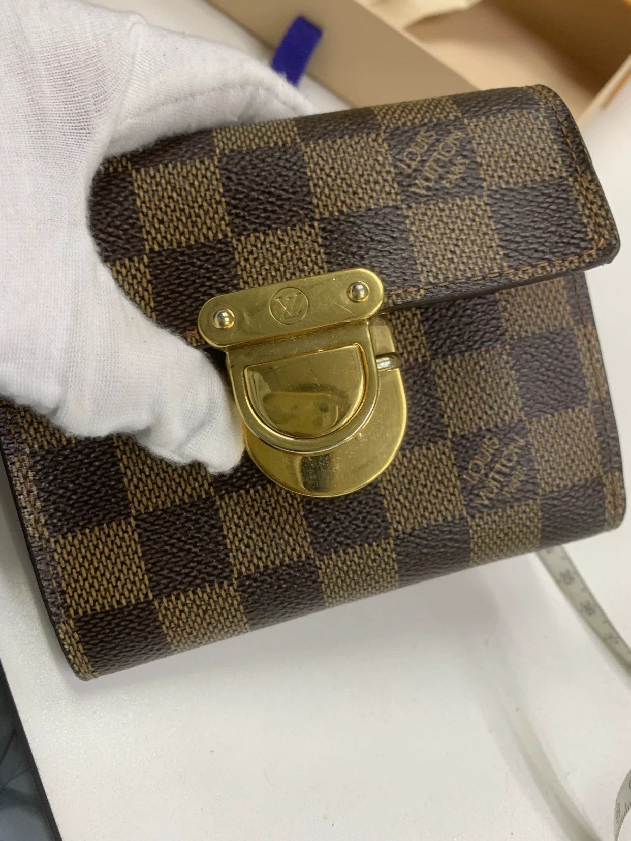 Louis Vuitton Louis Vuitton Retro Printed Gold Item Men Size ONE SIZE - 6 Thumbnail
