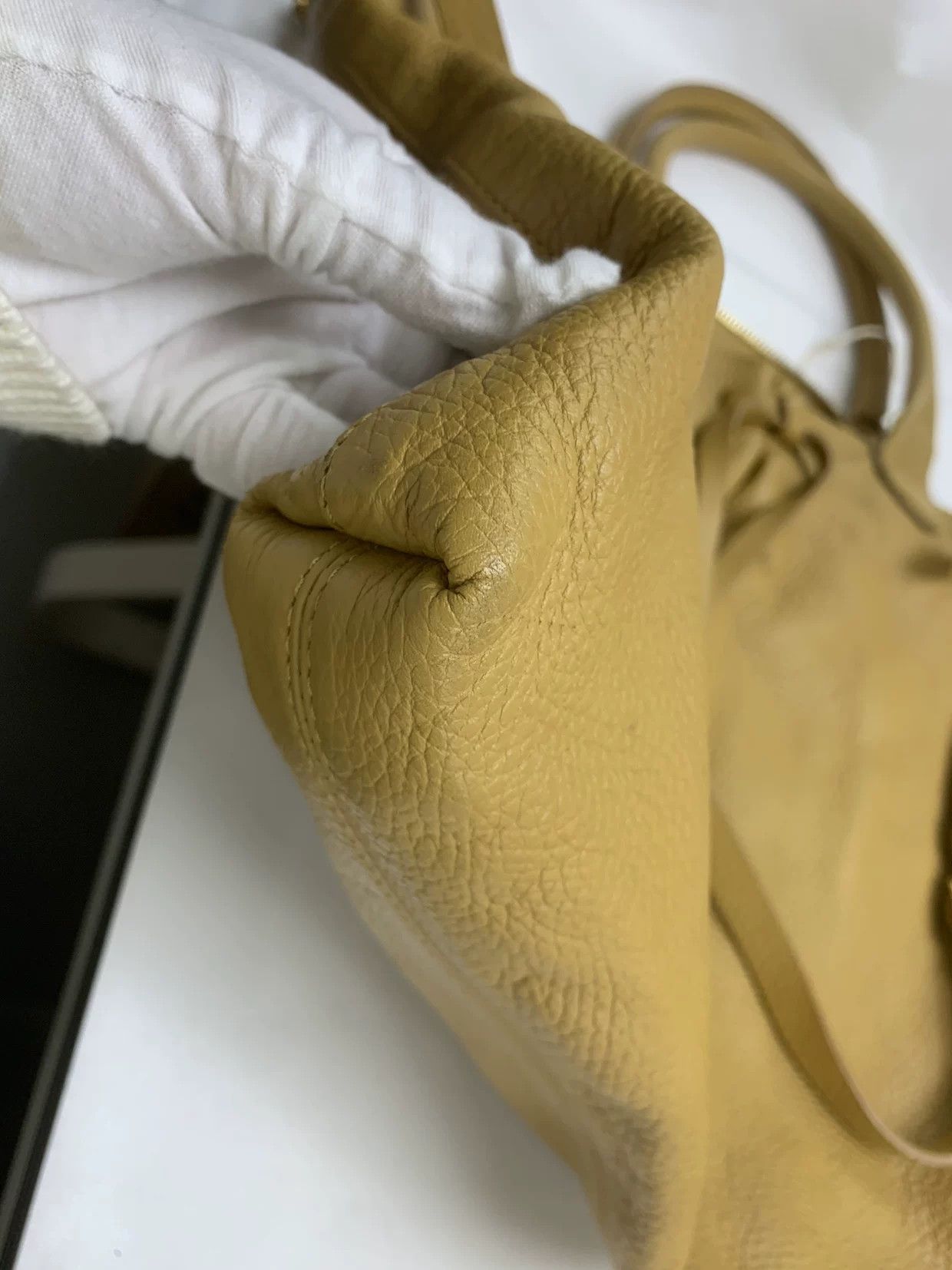 Burberry Burberry Gold Shoulder Bag 42 Women Size ONE SIZE - 7 Thumbnail