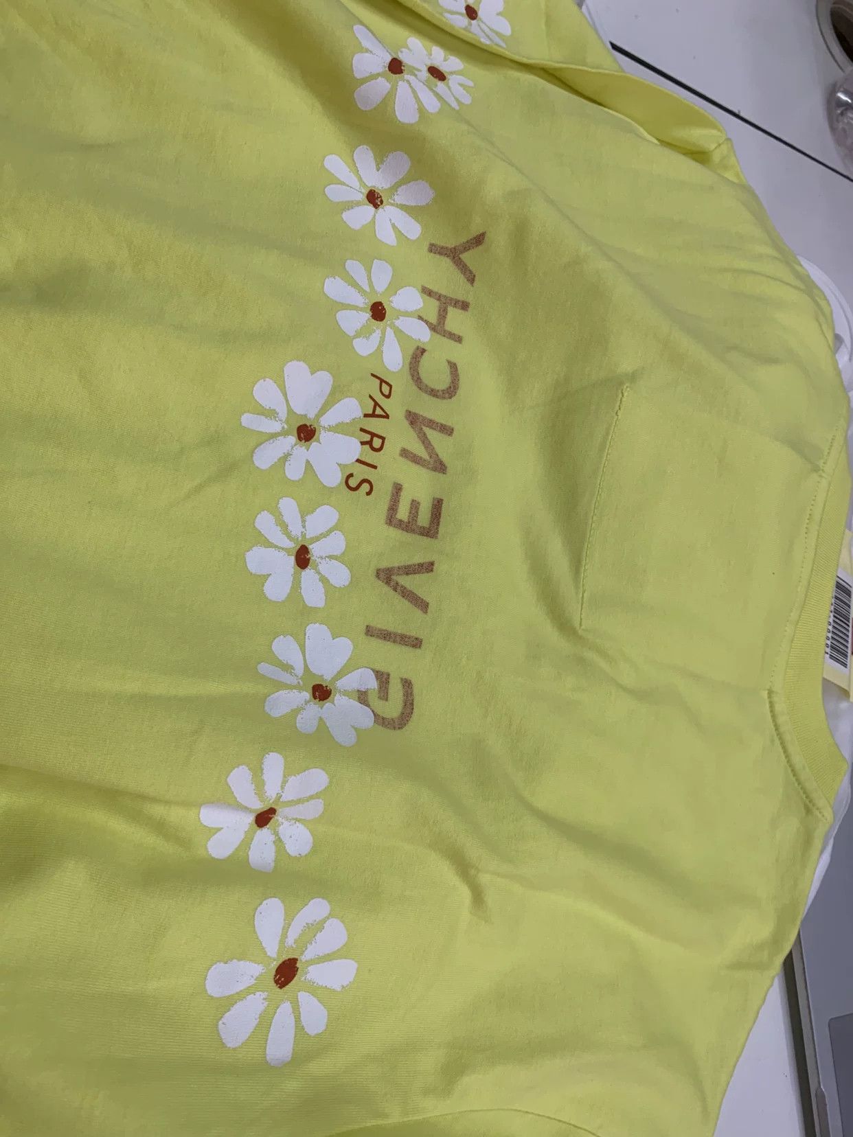 Givenchy Givenchy Floral Cotton T-Shirt S Women Size S / US 4 / IT 40 - 9 Thumbnail