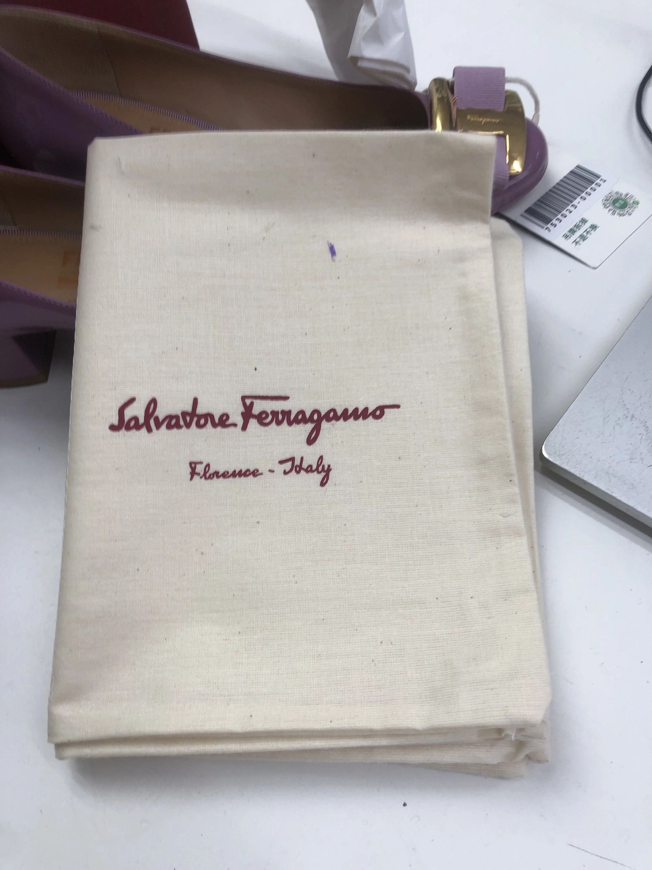Salvatore Ferragamo Salvatore Ferragamo Patent Gold Sweater 36 Women Size S / US 4 / IT 40 - 9 Thumbnail