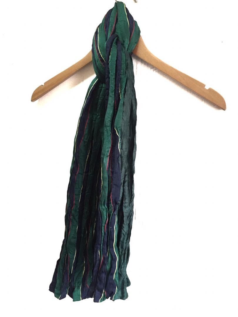 Issey Miyake ISSEY MIYAKE GREEN STRIPE SCARF Size ONE SIZE - 2 Thumbnail