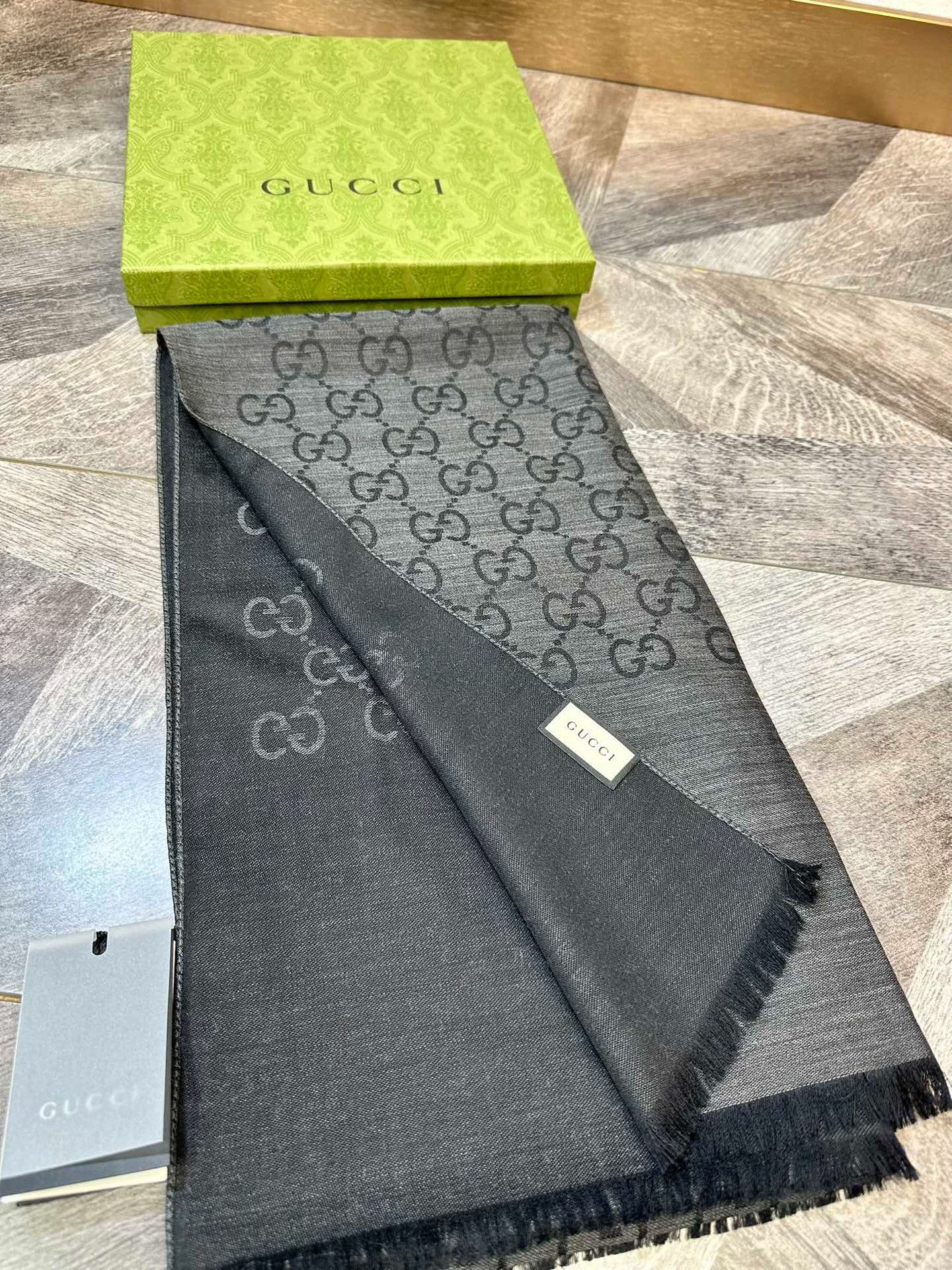 Gucci Gucci Dark Gray Logo Fringe Scarf Size ONE SIZE - 5 Thumbnail