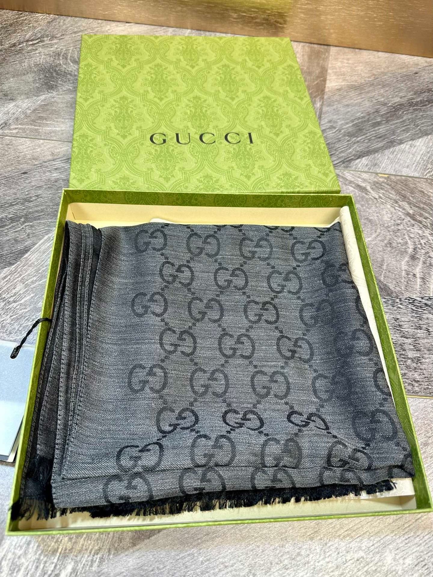Gucci Gucci Dark Gray Logo Fringe Scarf Size ONE SIZE - 4 Thumbnail