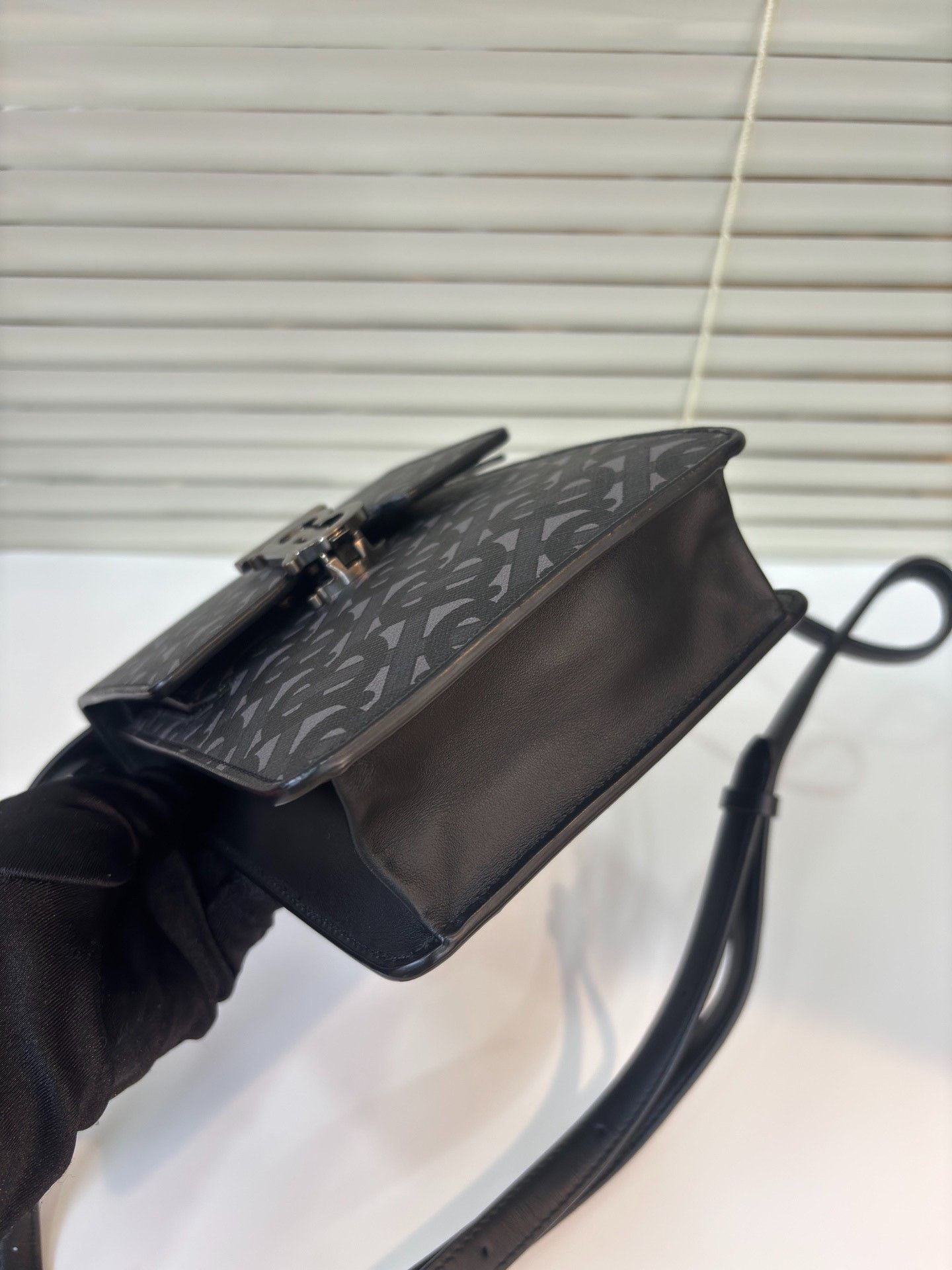 Burberry Burberry Robin TB Monogram Crossbody Bag Size ONE SIZE - 3 Thumbnail
