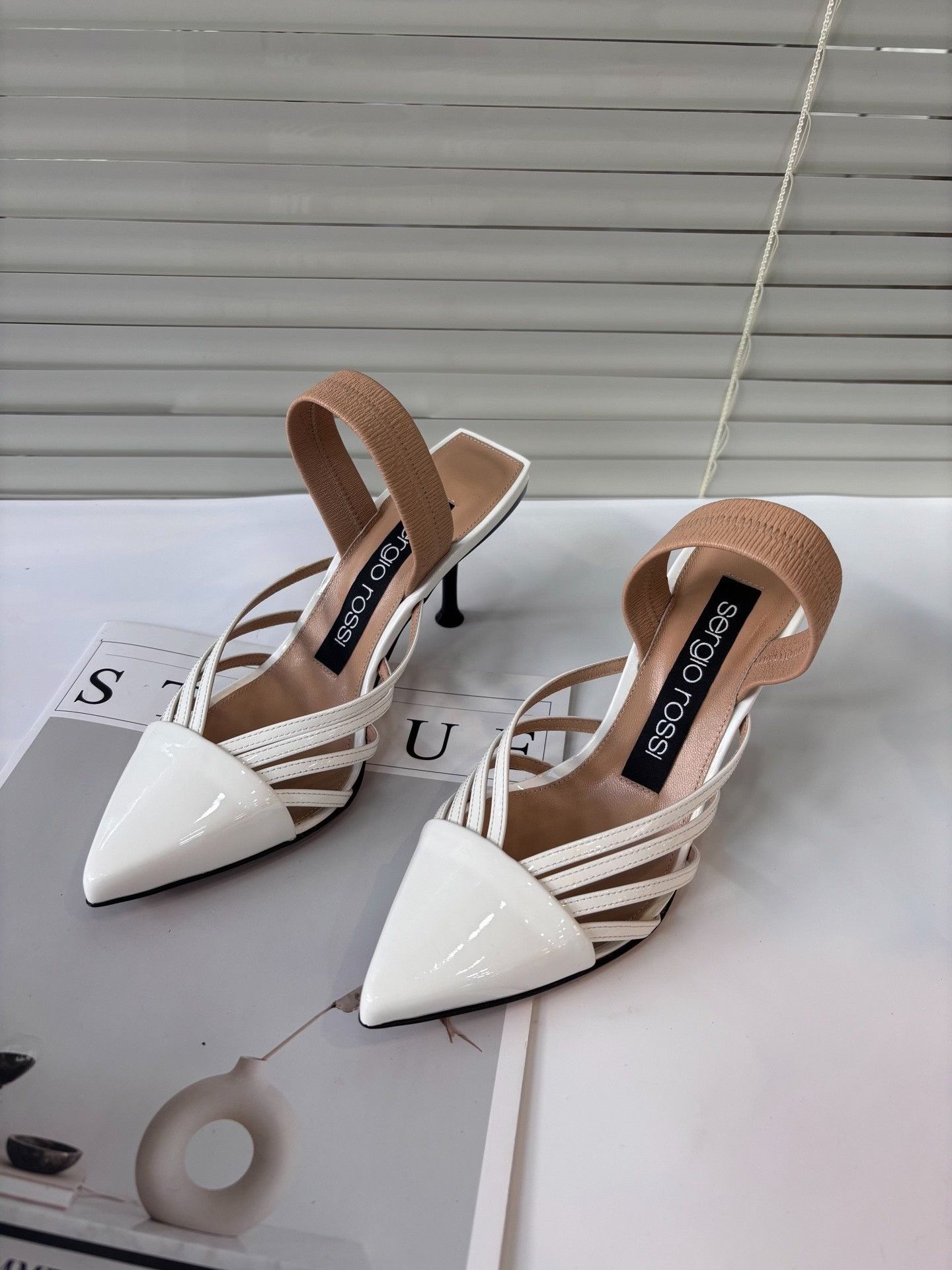 Sergio Rossi Sergio Rossi White Two-Way High-Heel Sandals Size US 5 / IT 35 - 3 Thumbnail