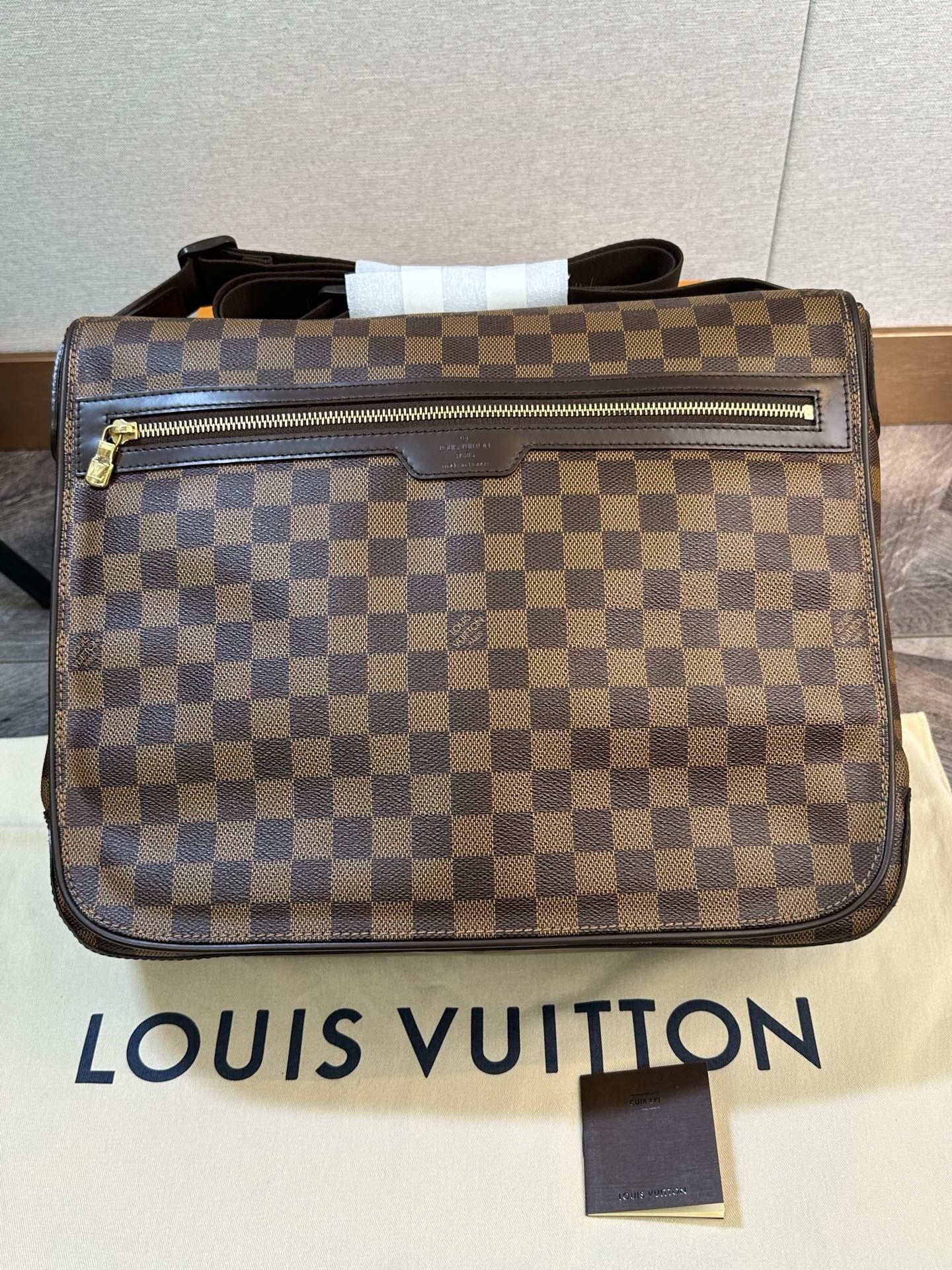 Louis Vuitton LV Brown Damier Messenger Bag Size ONE SIZE - 3 Thumbnail
