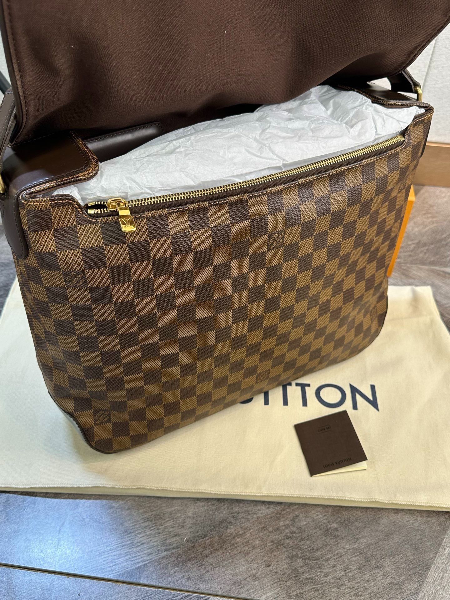 Louis Vuitton LV Brown Damier Messenger Bag Size ONE SIZE - 5 Thumbnail
