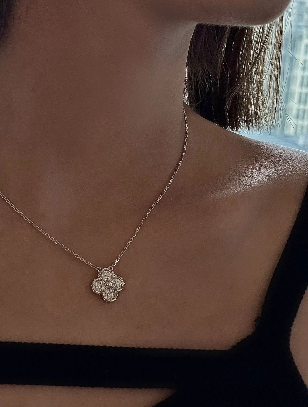 Van Cleef & Arpels VCA 18k White Gold Flower Necklace Size ONE SIZE - 5 Thumbnail