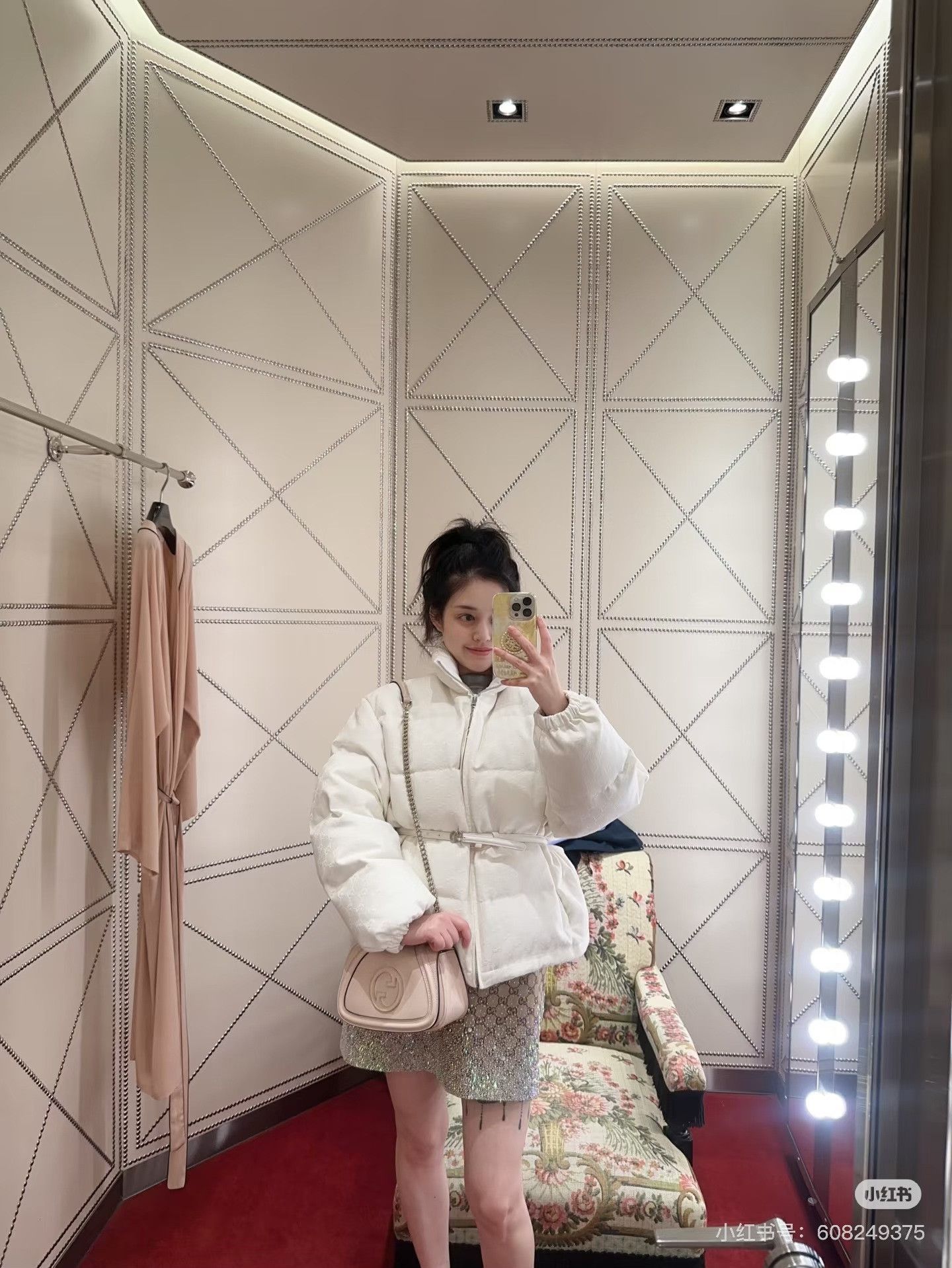 Gucci Gucci White Full Logo Down Jacket Size M / US 6-8 / IT 42-44 - 7 Thumbnail