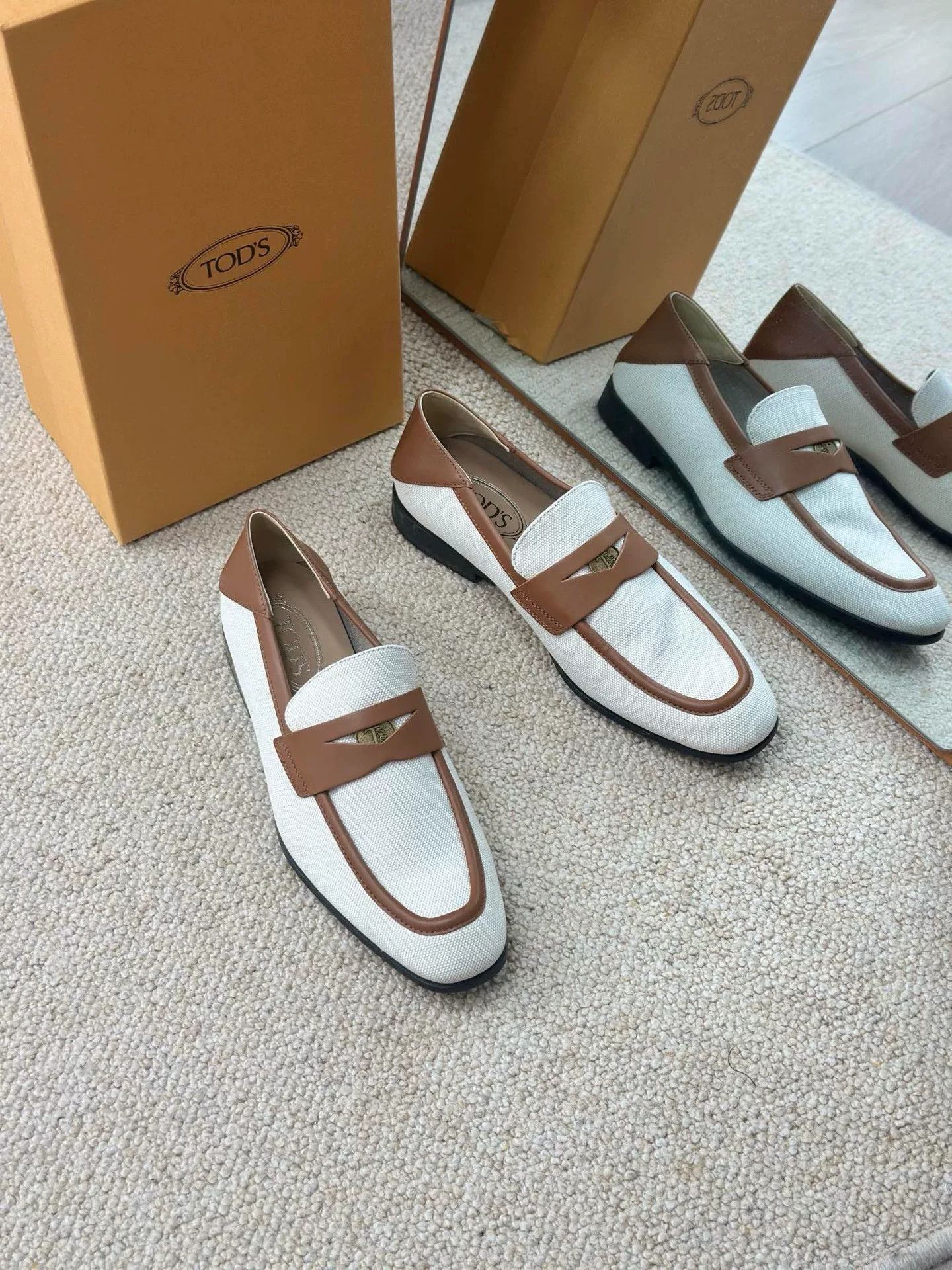 Tod's TOD'S Beige-Brown Slip-On Driving Loafers Size US 7 / EU 40 - 3 Thumbnail