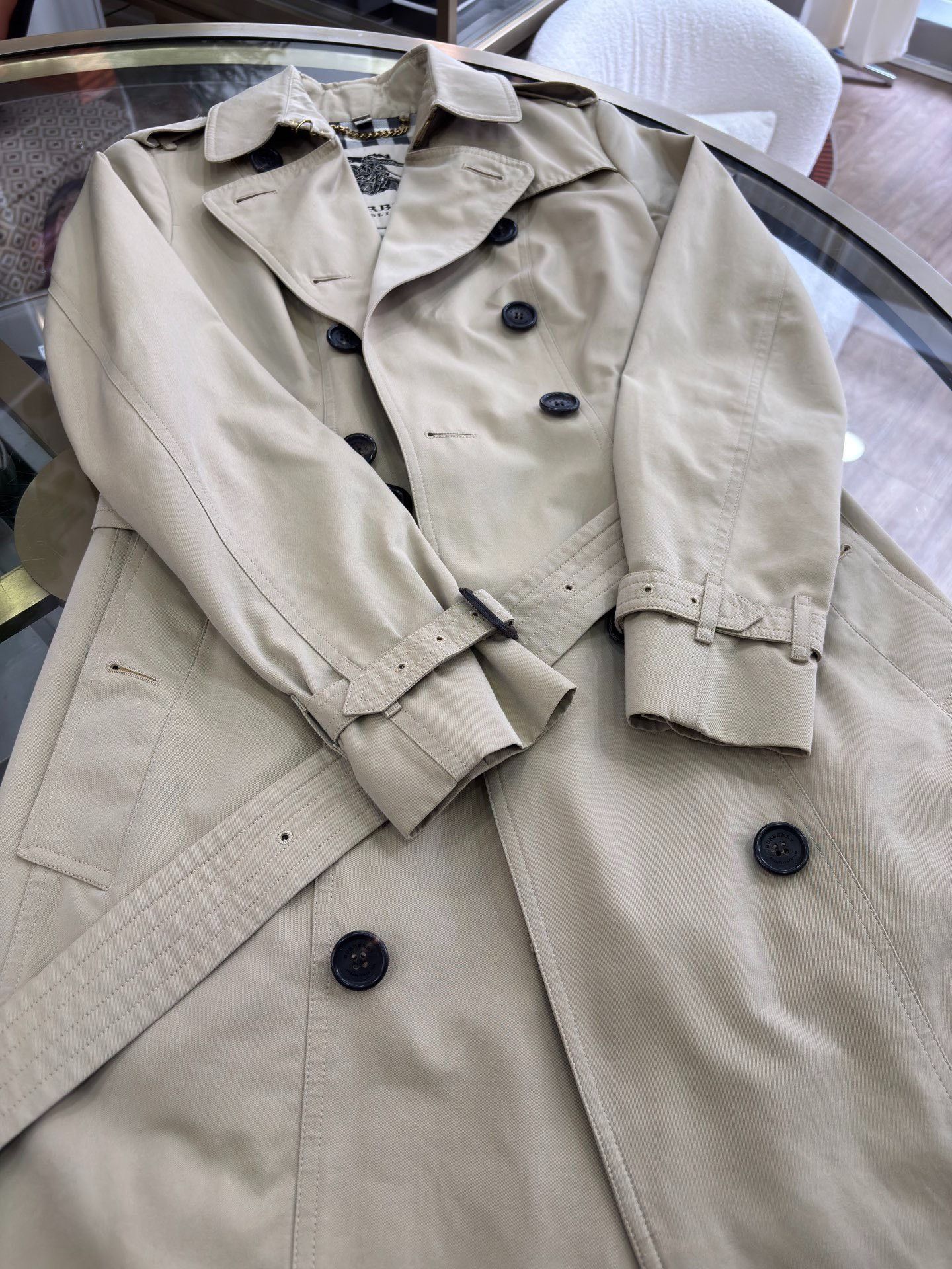 Burberry Burberry Classic Khaki Trench Coat Size M / US 6-8 / IT 42-44 - 5 Thumbnail
