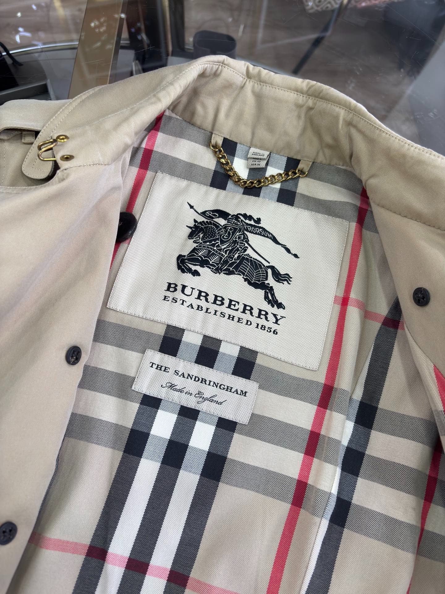 Burberry Burberry Classic Khaki Trench Coat Size M / US 6-8 / IT 42-44 - 7 Thumbnail