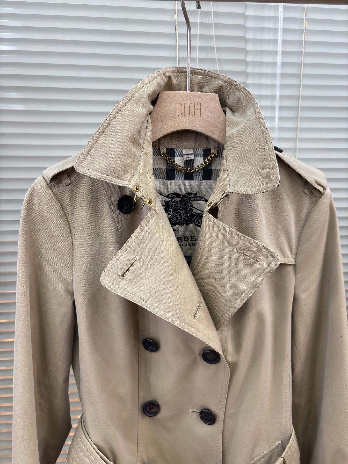 Burberry Burberry Classic Khaki Trench Coat Size M / US 6-8 / IT 42-44 - 2 Thumbnail