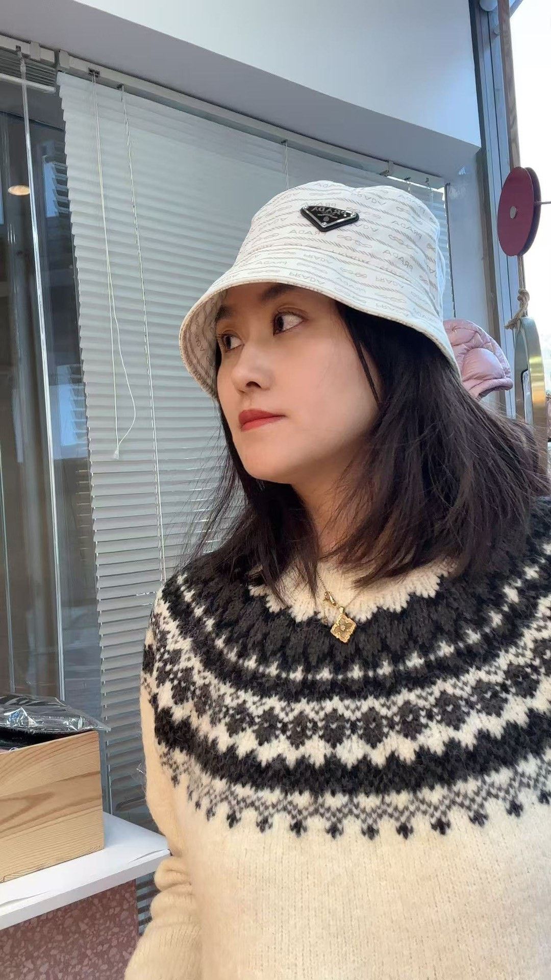Prada Prada White Limited Edition Bucket Hat Size ONE SIZE - 5 Thumbnail