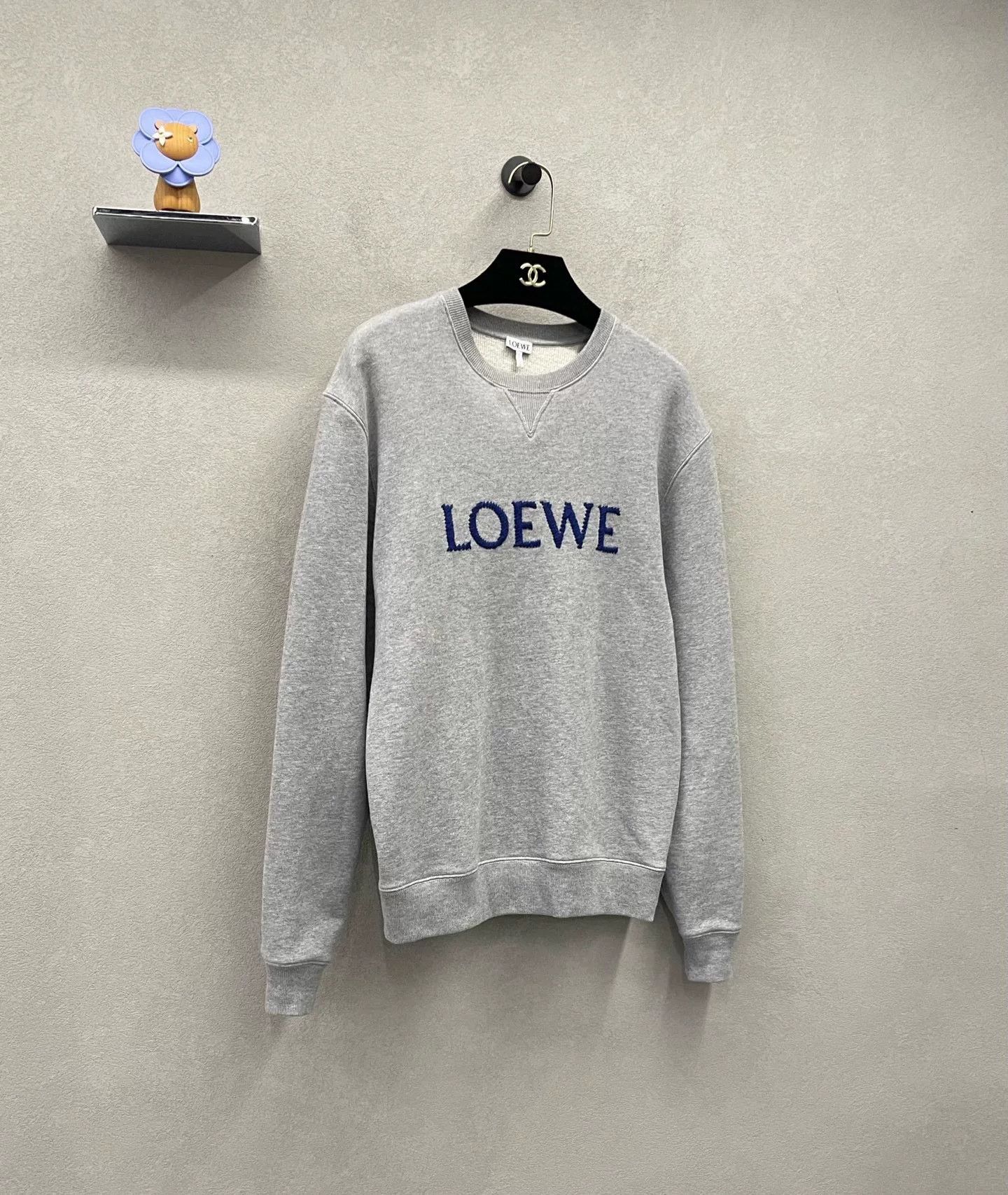Loewe LOEWE Long-Sleeve Embroidered Sweatshirt Size S / US 4 / IT 40 - 3 Thumbnail