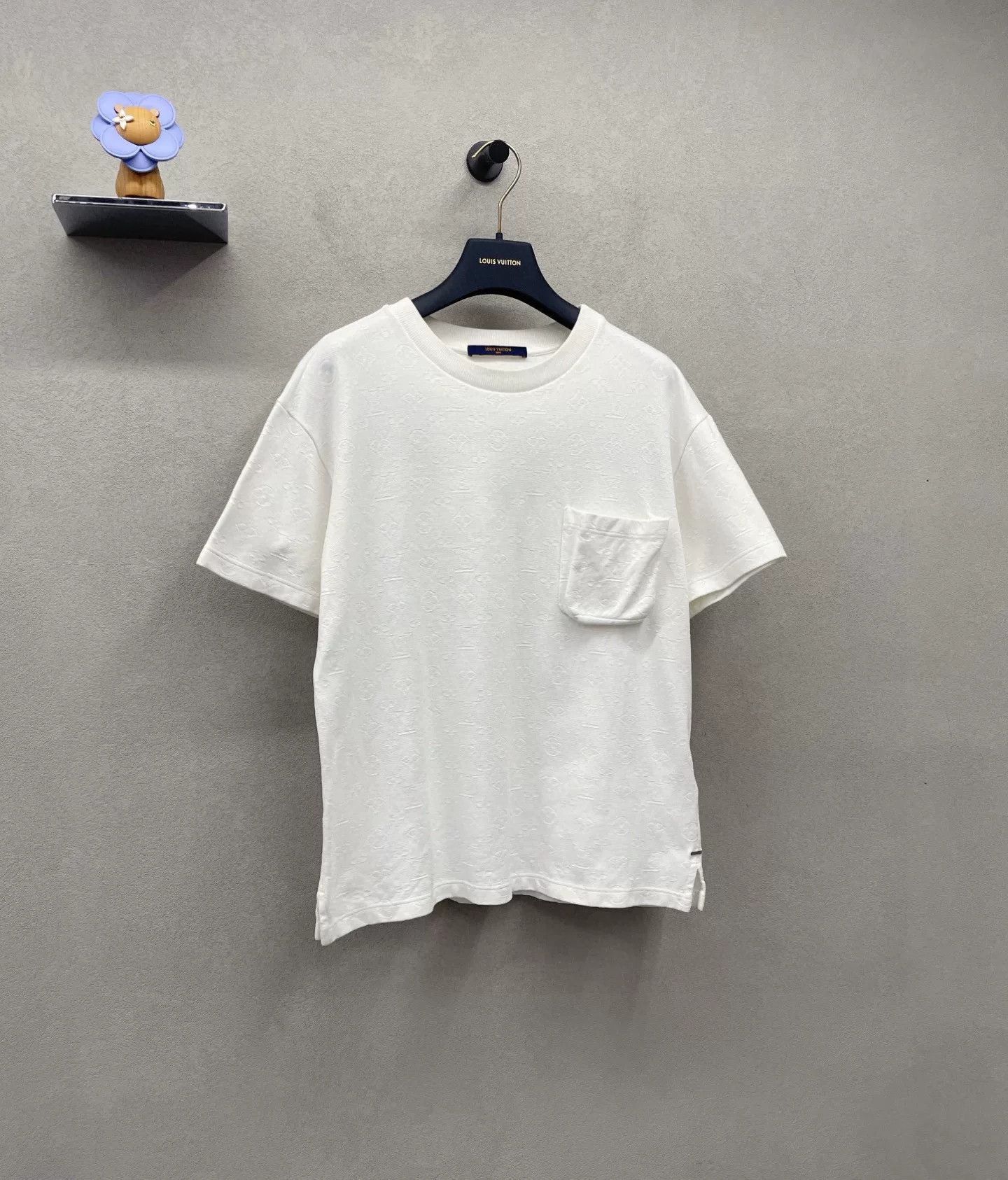 Louis Vuitton LV Monogram White Pocket Short Sleeve XS Size US XS / EU 42 / 0 - 3 Thumbnail
