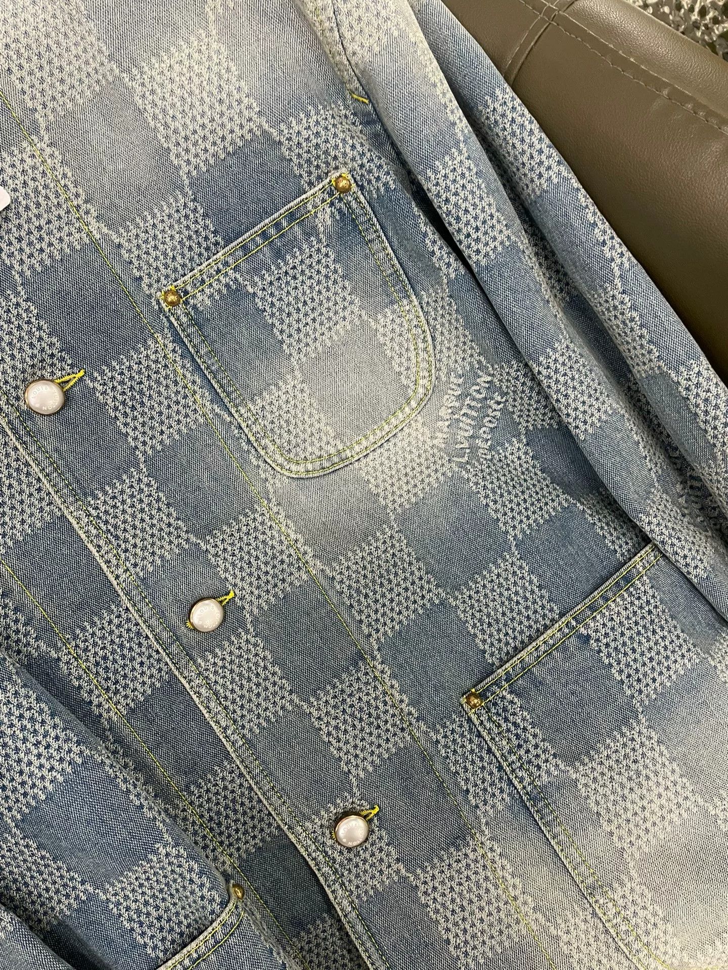 Louis Vuitton LV 2024 Pharrell Blue Denim Jacket Size US M / EU 48-50 / 2 - 3 Thumbnail
