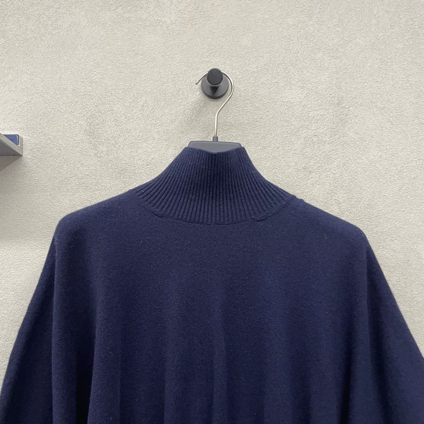 Louis Vuitton LV Navy Blue Knit Sweater Size M / US 6-8 / IT 42-44 - 4 Thumbnail