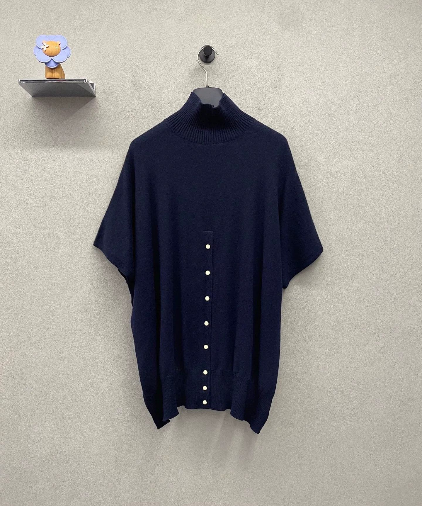 Louis Vuitton LV Navy Blue Knit Sweater Size M / US 6-8 / IT 42-44 - 2 Thumbnail
