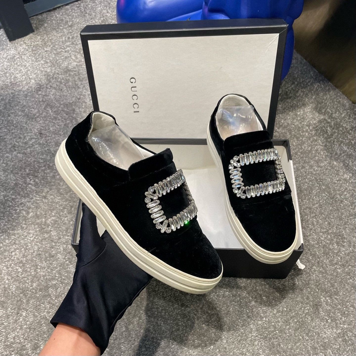 Roger Vivier RV Diamond Buckle Suede Black Flats Size US 5 / IT 35 - 5 Thumbnail
