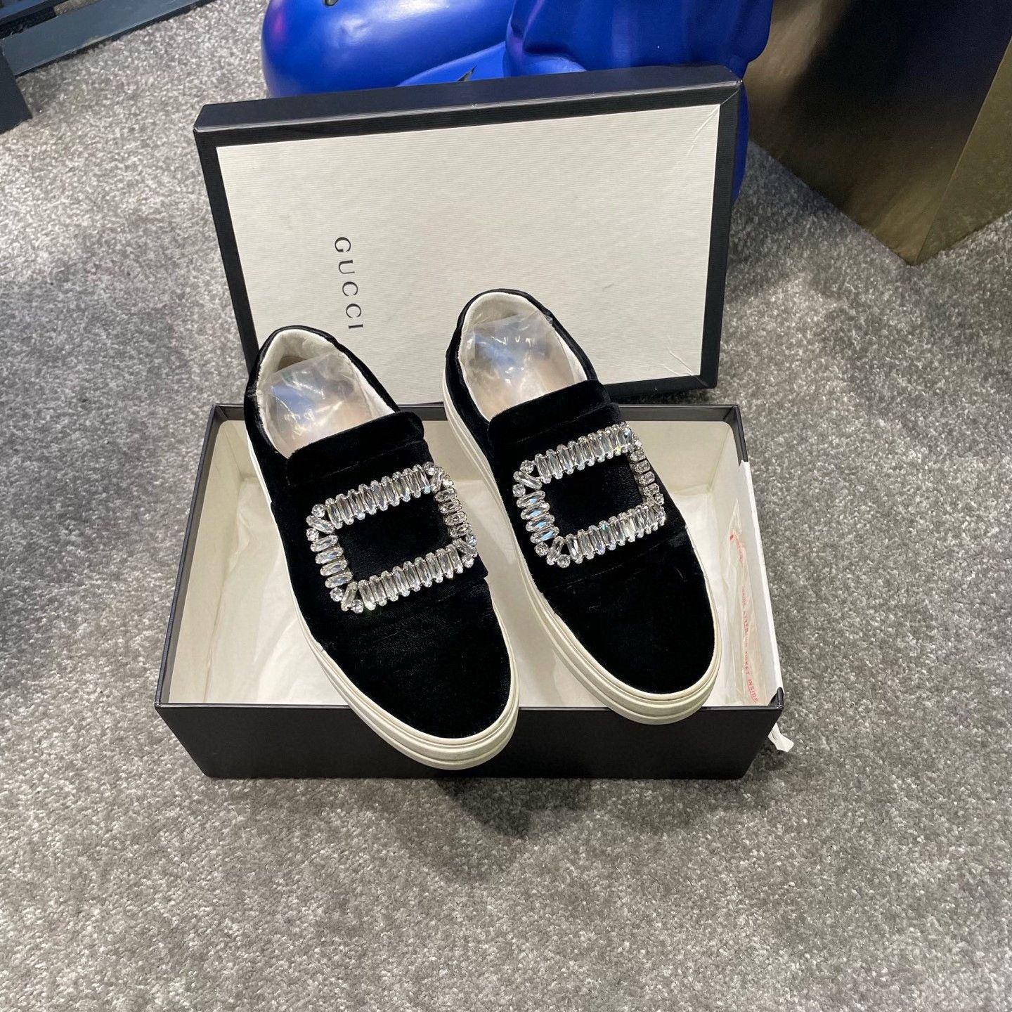 Roger Vivier RV Diamond Buckle Suede Black Flats Size US 5 / IT 35 - 2 Thumbnail