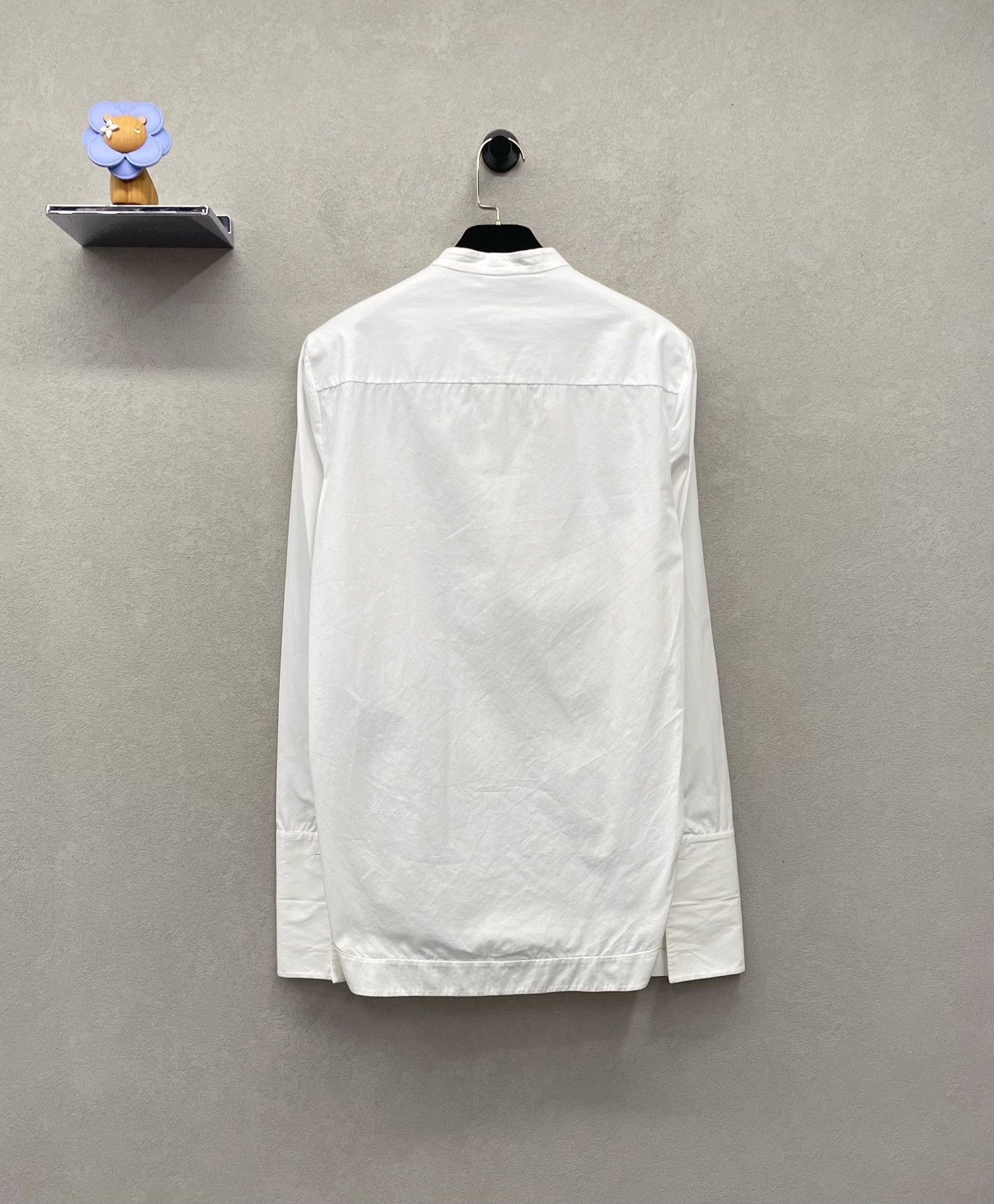 Alexander McQueen Alexander McQueen White Floral Embroidery Shirt Size S / US 4 / IT 40 - 2 Thumbnail