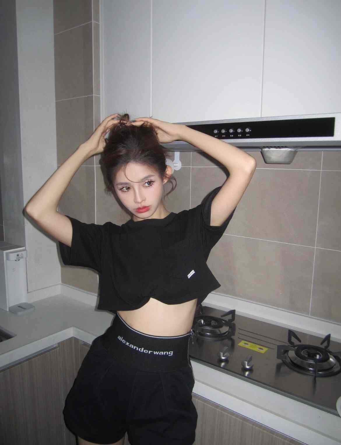 Alexander Wang Alexander Wang Woven Logo Cropped T-shirt Size XS / US 0-2 / IT 36-38 - 7 Thumbnail