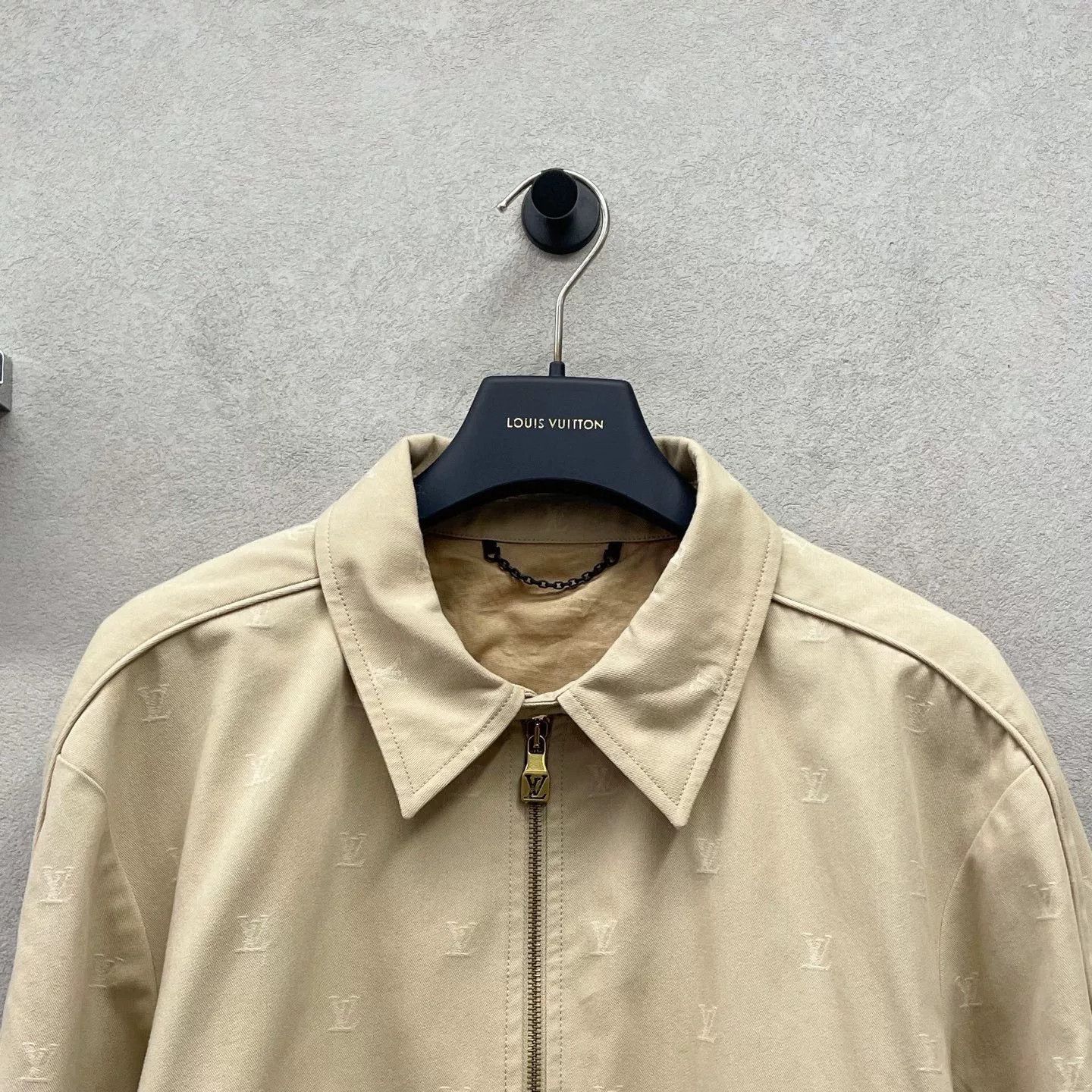Louis Vuitton LV Logo Khaki Jacket Size US M / EU 48-50 / 2 - 4 Thumbnail