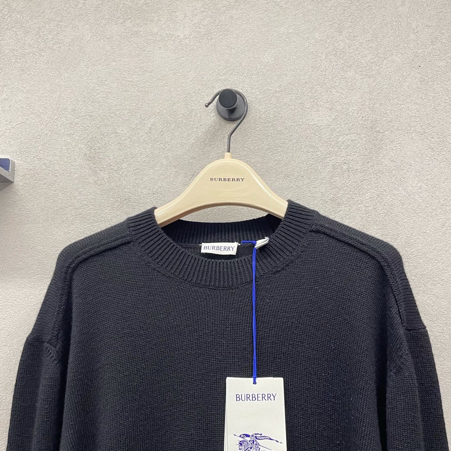 Burberry Burberry Logo Patch Black Sweater Size US M / EU 48-50 / 2 - 4 Thumbnail