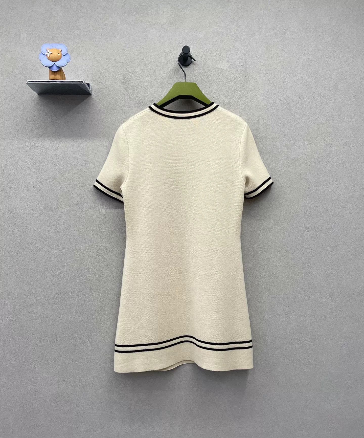 Gucci Gucci Wool A-Line Short-Sleeve Dress Size XS / US 0-2 / IT 36-38 - 2 Thumbnail