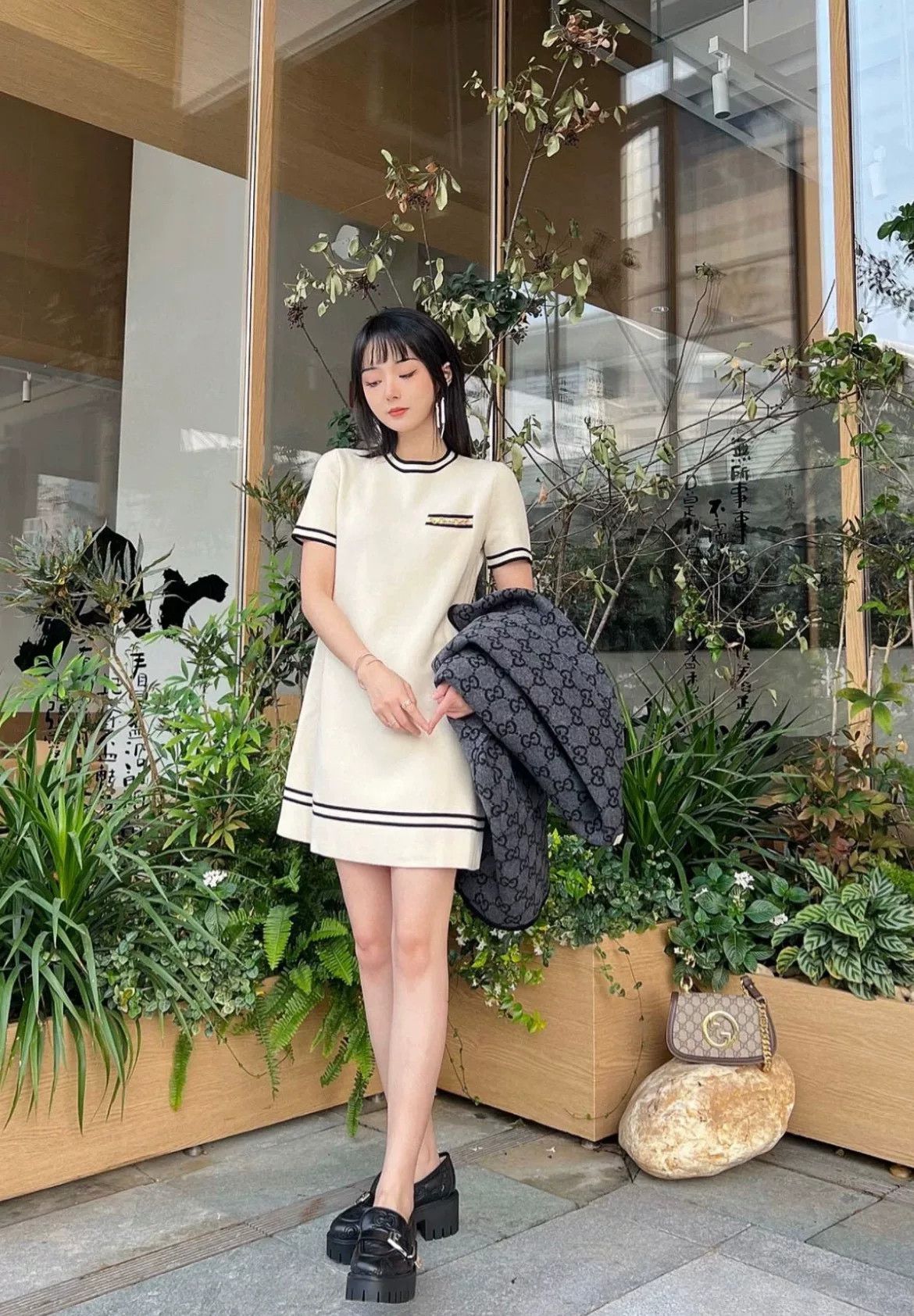 Gucci Gucci Wool A-Line Short-Sleeve Dress Size XS / US 0-2 / IT 36-38 - 8 Thumbnail