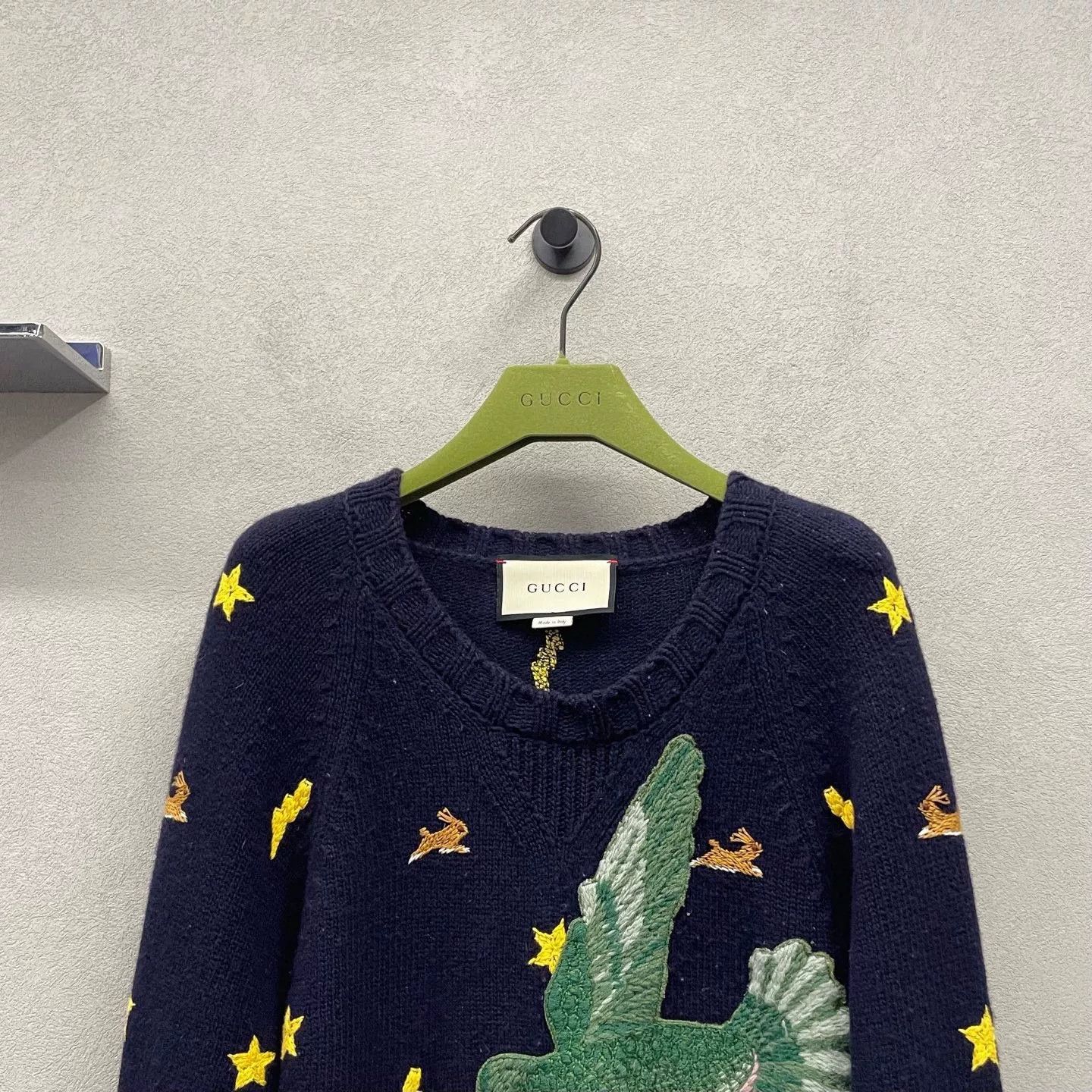Gucci Gucci Embroidered Print Sweater Size S / US 4 / IT 40 - 4 Thumbnail