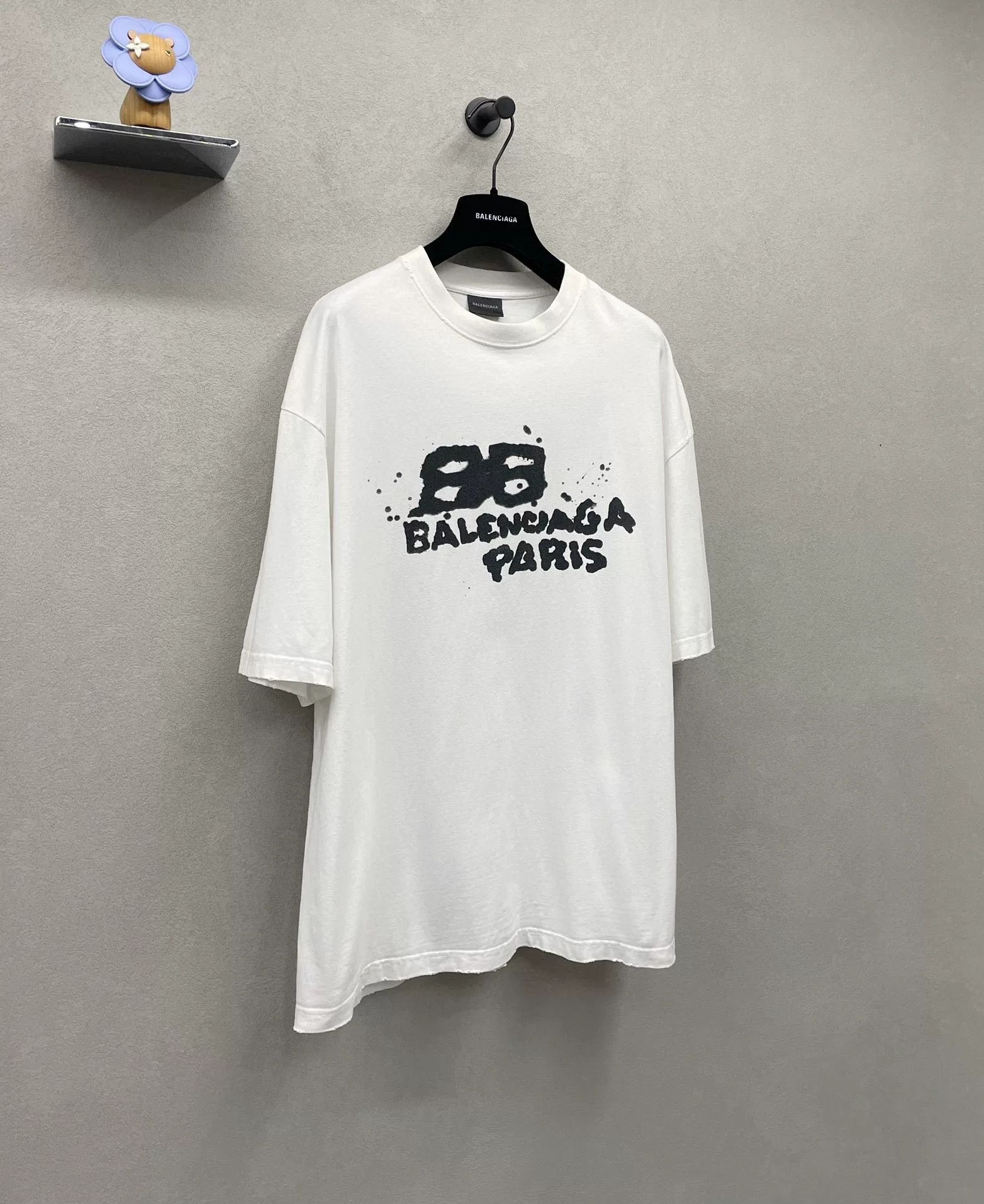 Balenciaga Balenciaga White Double B Short Sleeve Size US L / EU 52-54 / 3 - 3 Thumbnail