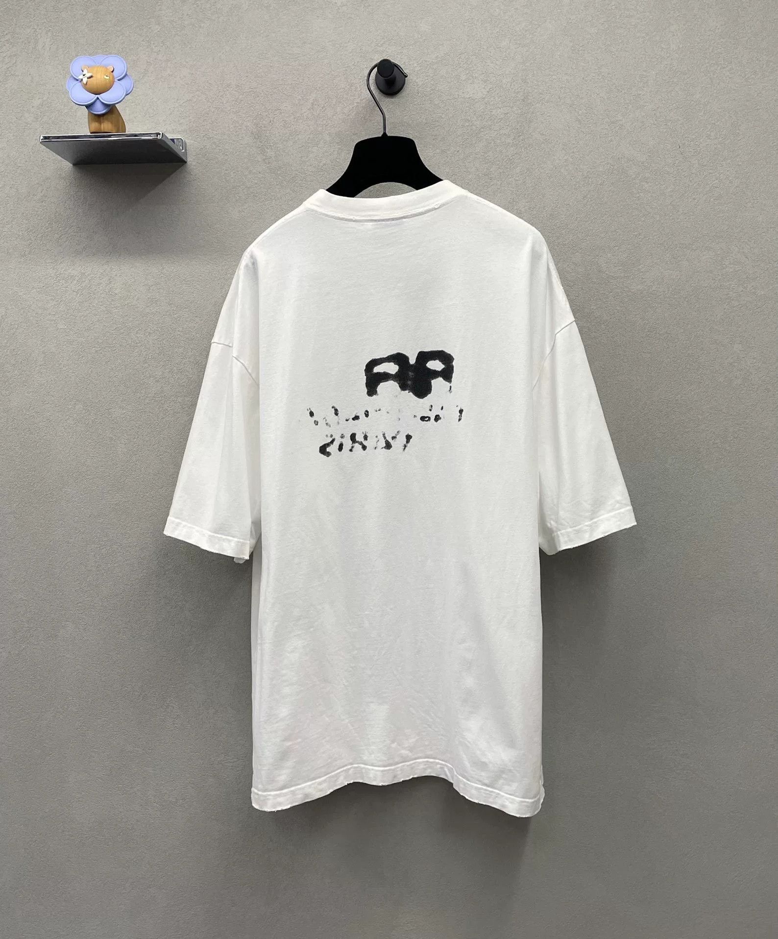 Balenciaga Balenciaga White Double B Short Sleeve Size US L / EU 52-54 / 3 - 2 Thumbnail