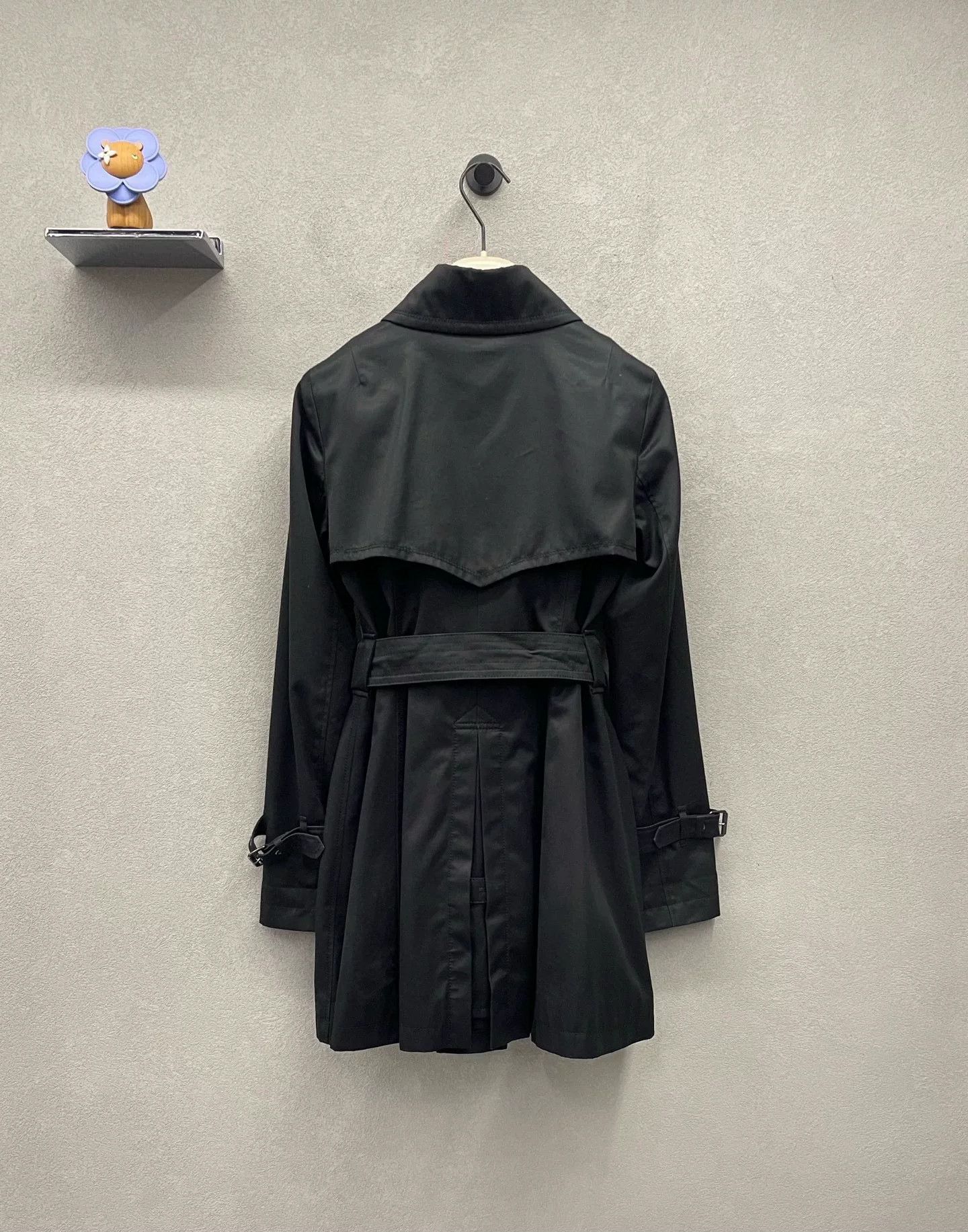 Burberry Burberry Black Double-Breasted Belted Trench Size XS / US 0-2 / IT 36-38 - 2 Thumbnail