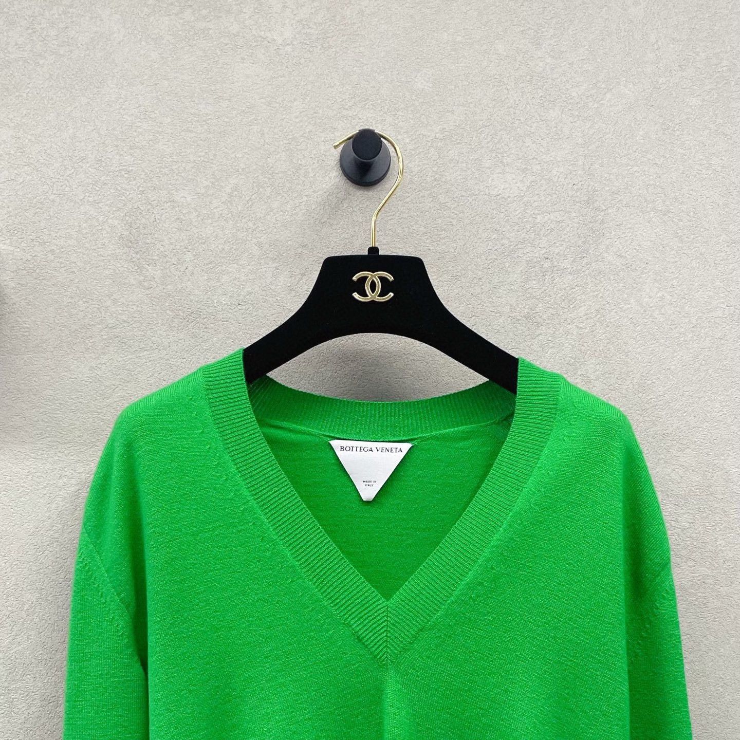 Bottega Veneta Bottega Veneta Green V-Neck Knit Cardigan Size XS / US 0-2 / IT 36-38 - 4 Thumbnail
