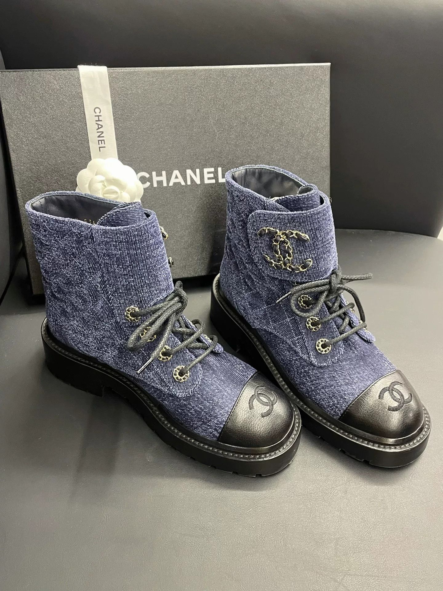 Chanel Chanel Blue-Black Velvet Patent Boots Size US 5 / IT 35 - 2 Thumbnail