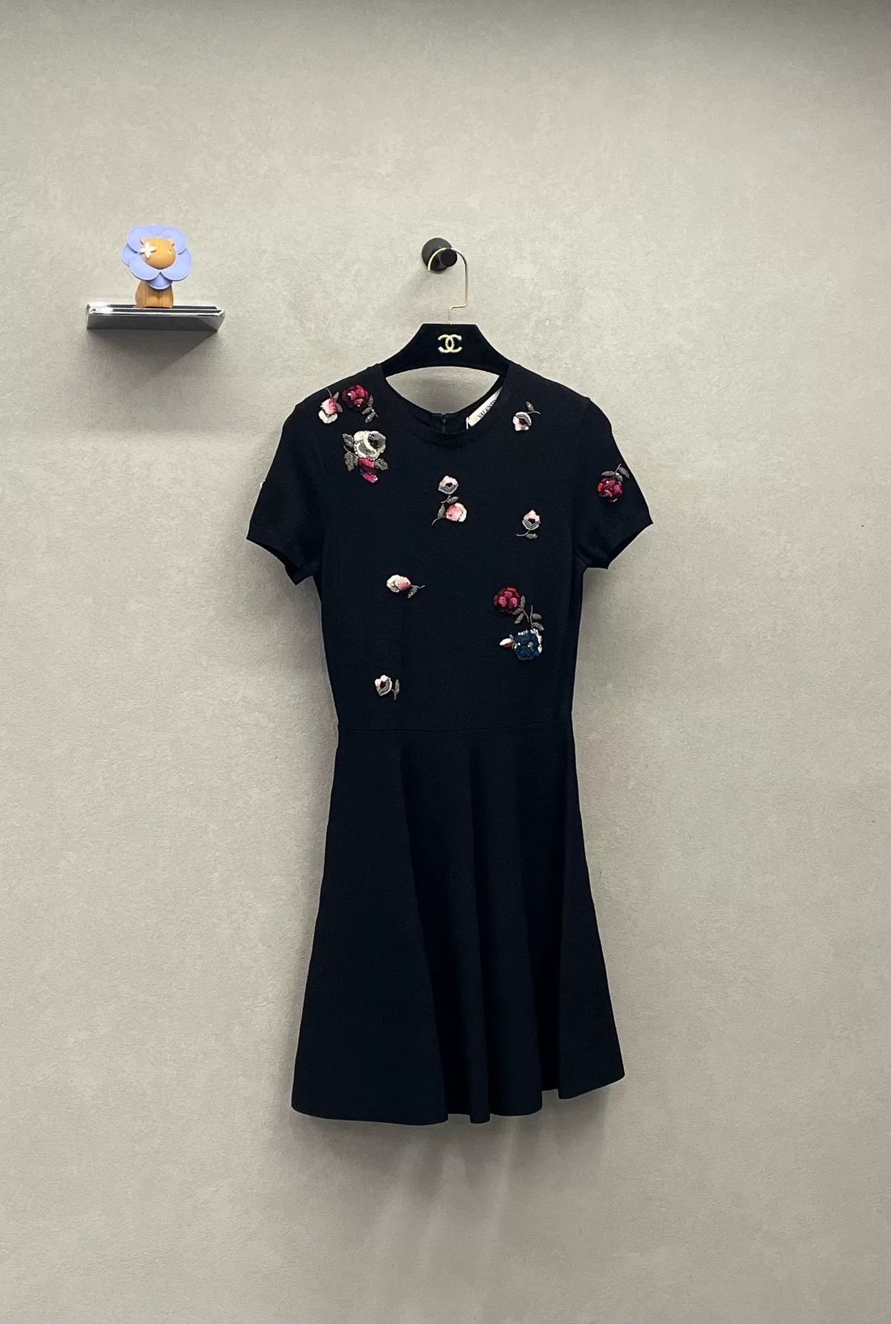 Valentino Valentino Black Embroidered Dress Size S / US 4 / IT 40 - 2 Thumbnail