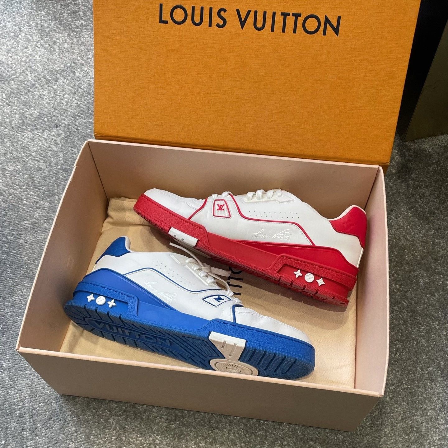 Louis Vuitton LV Trainer Two-Tone Sneakers Size US 9 / EU 42 - 3 Thumbnail