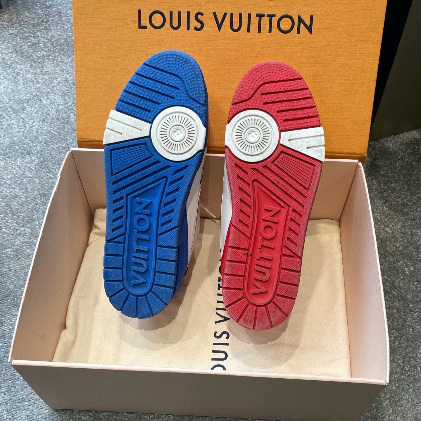 Louis Vuitton LV Trainer Two-Tone Sneakers Size US 9 / EU 42 - 6 Thumbnail