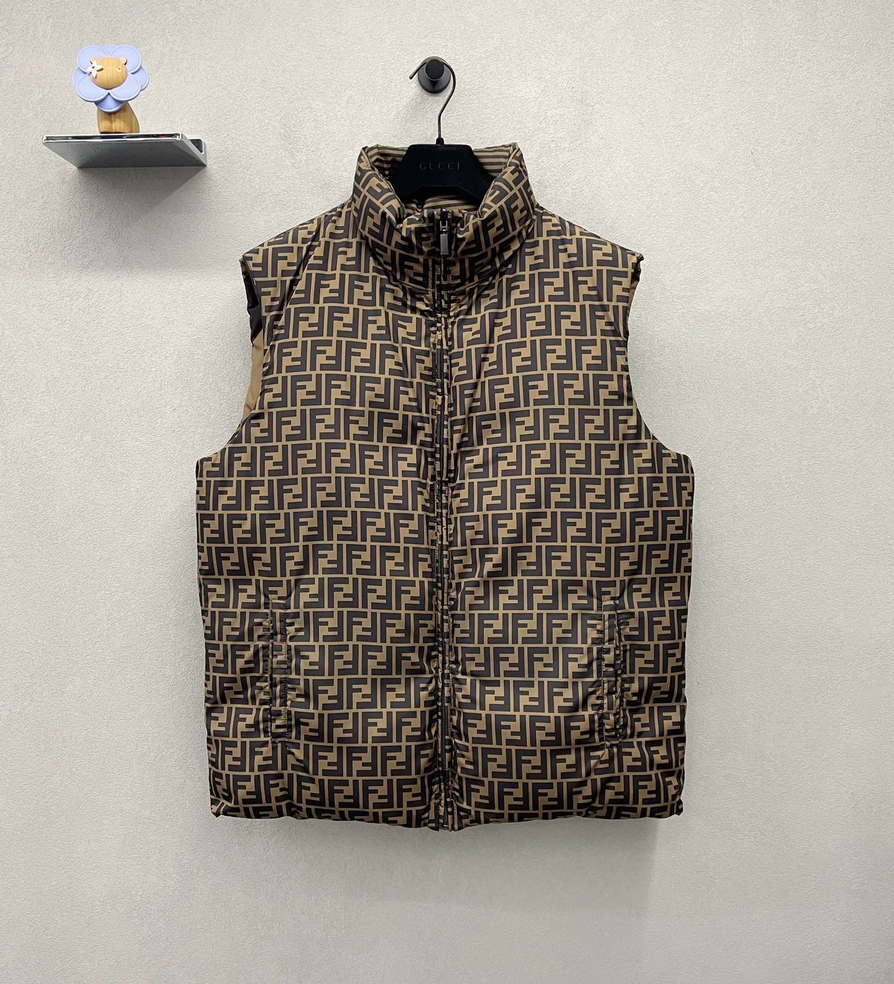 Fendi Fendi Classic Logo Reversible Vest Size US L / EU 52-54 / 3 - 3 Thumbnail